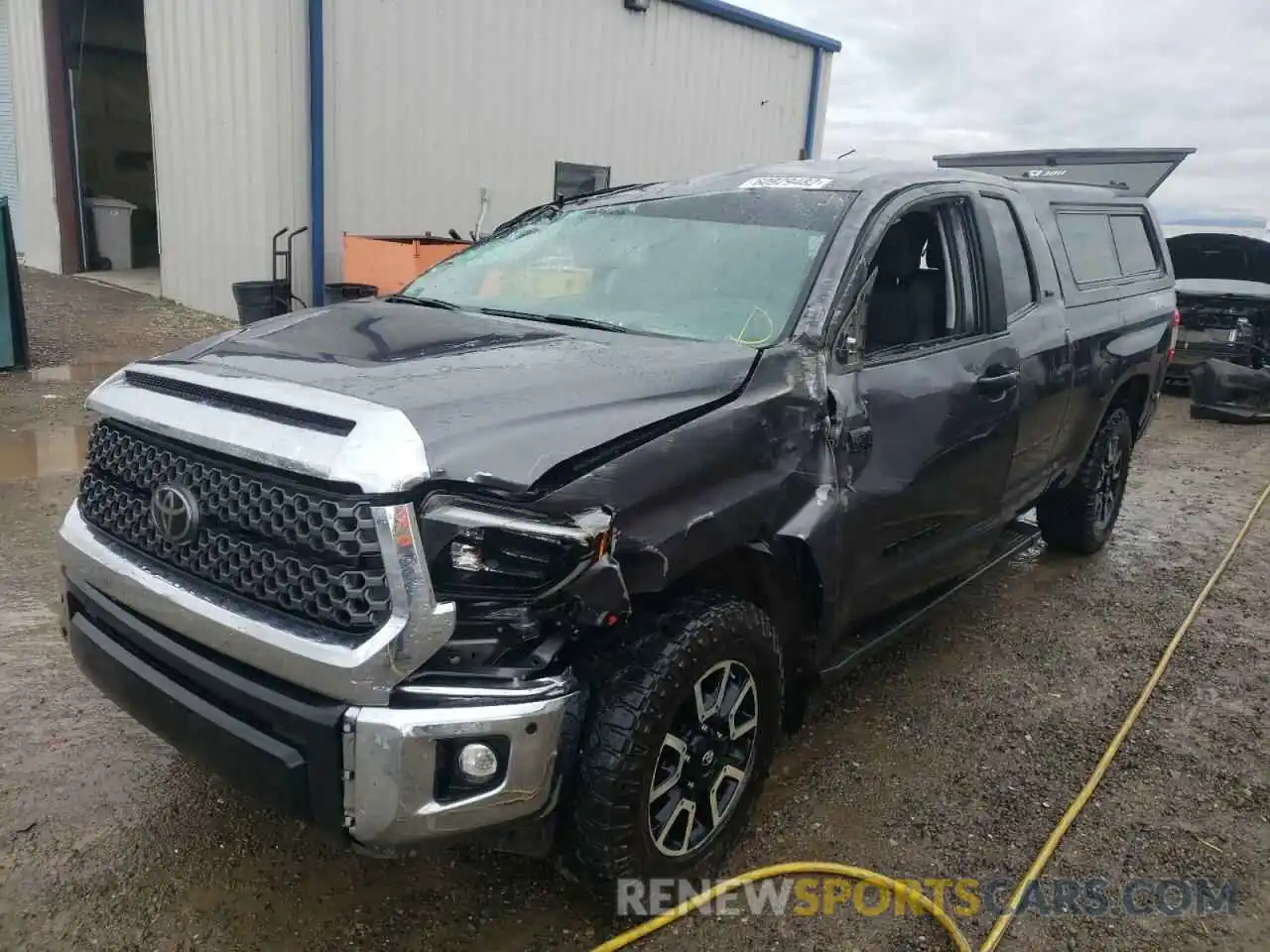 2 Photograph of a damaged car 5TFUY5F15LX879160 TOYOTA TUNDRA 2020