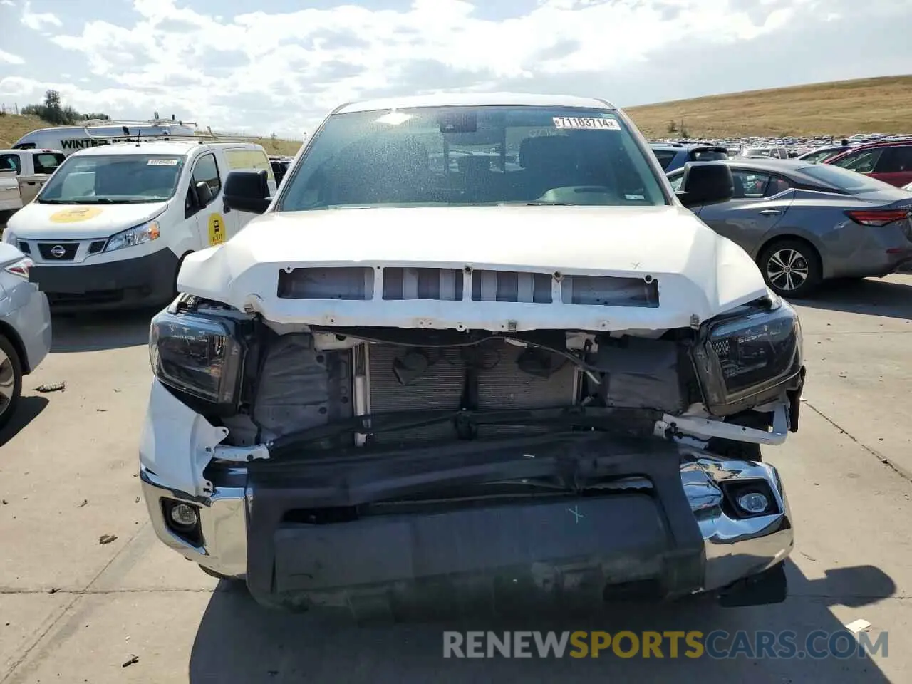 5 Photograph of a damaged car 5TFUY5F15LX941754 TOYOTA TUNDRA 2020
