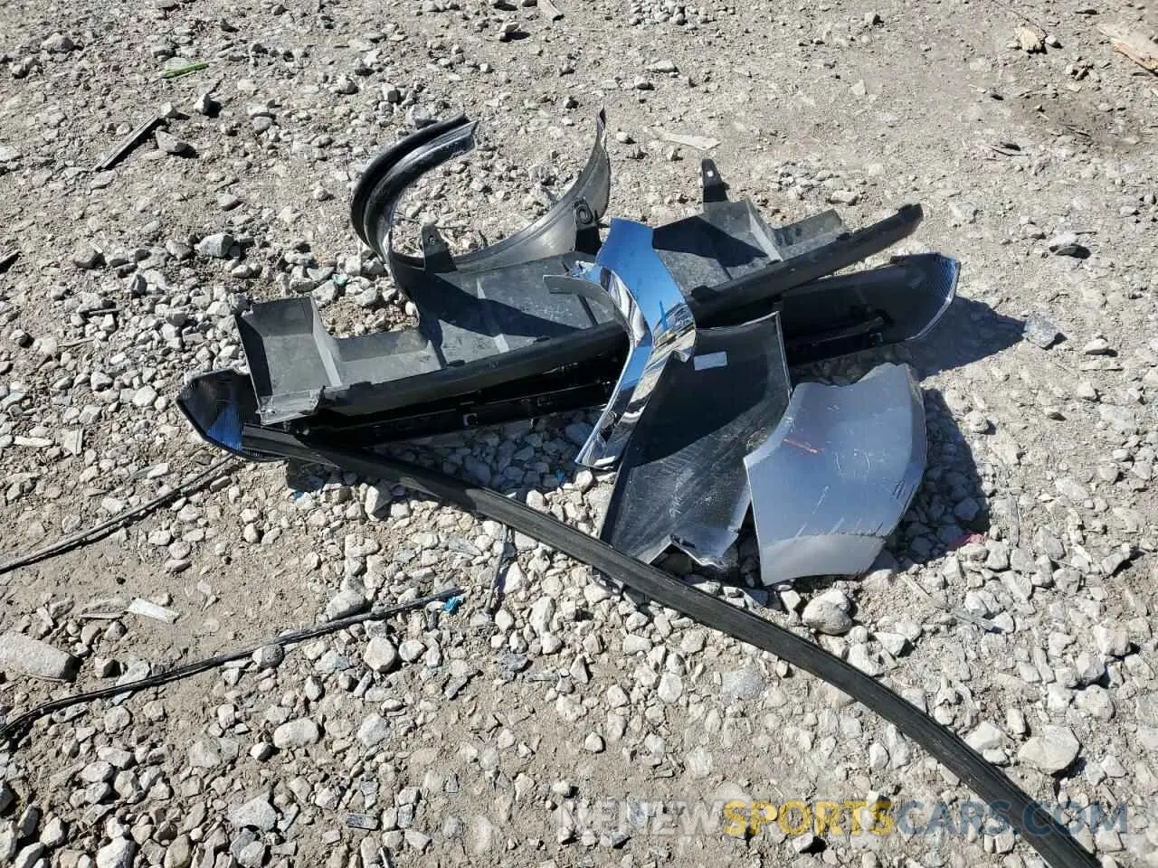 14 Photograph of a damaged car 5TFUY5F19LX926576 TOYOTA TUNDRA 2020