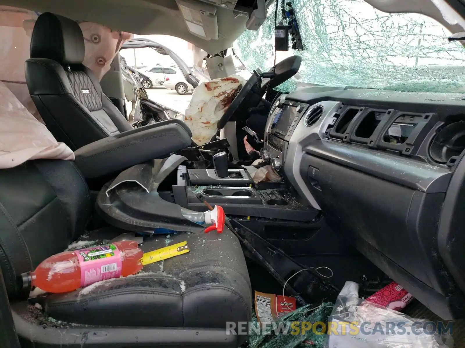 5 Photograph of a damaged car 5TFAY5F10MX965707 TOYOTA TUNDRA 2021