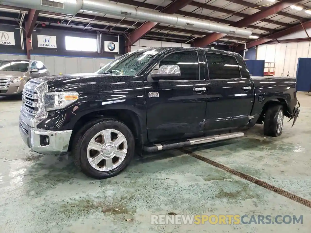 1 Photograph of a damaged car 5TFAY5F12MX022900 TOYOTA TUNDRA 2021