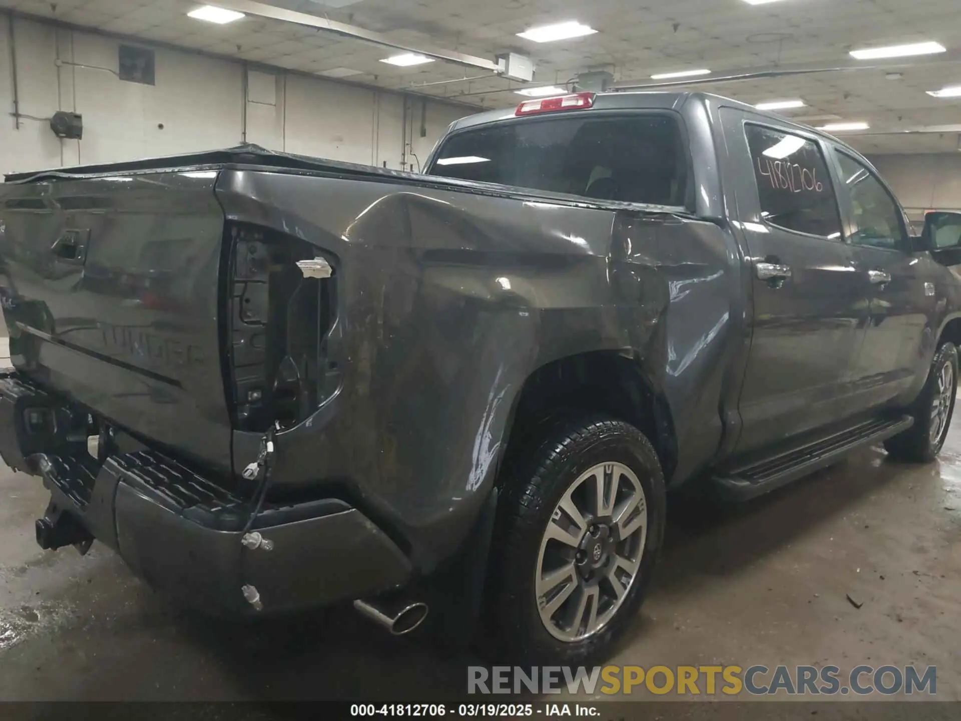 18 Photograph of a damaged car 5TFAY5F14MX959487 TOYOTA TUNDRA 2021