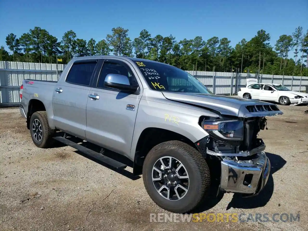 1 Photograph of a damaged car 5TFAY5F15MX996662 TOYOTA TUNDRA 2021