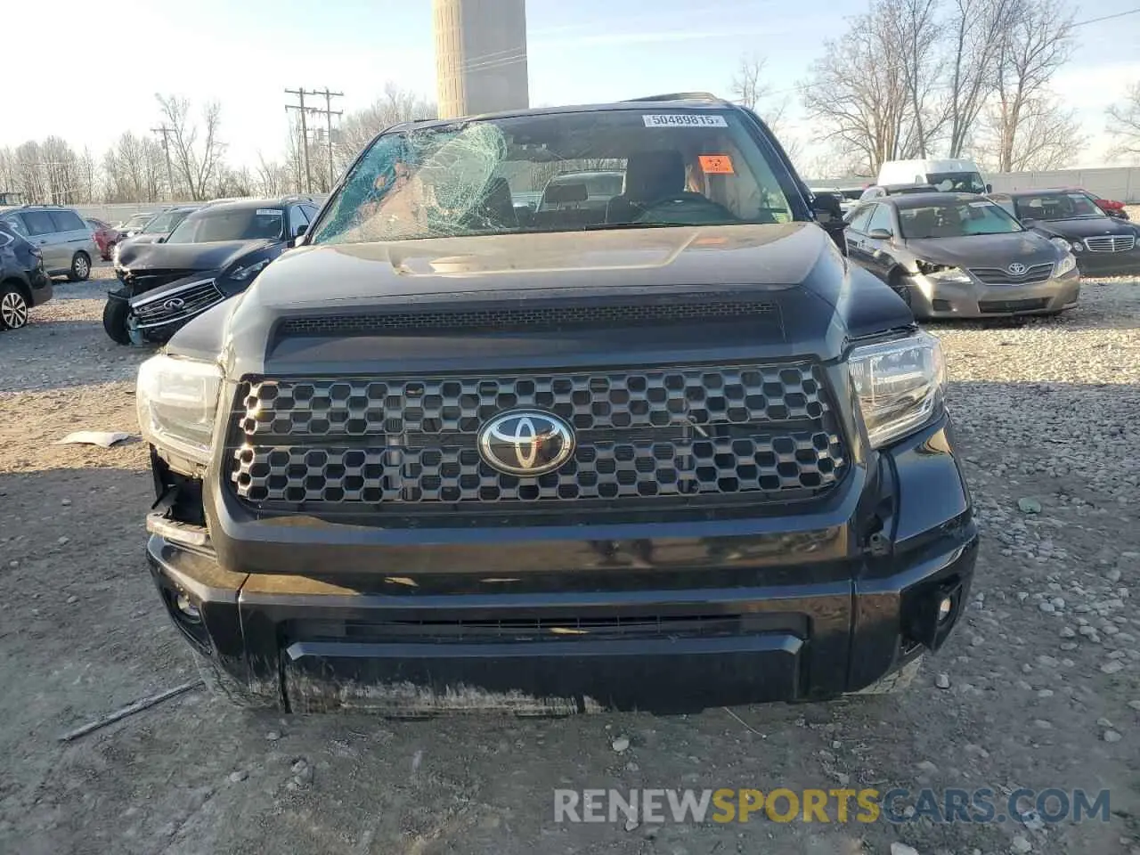 5 Photograph of a damaged car 5TFAY5F18MX965518 TOYOTA TUNDRA 2021