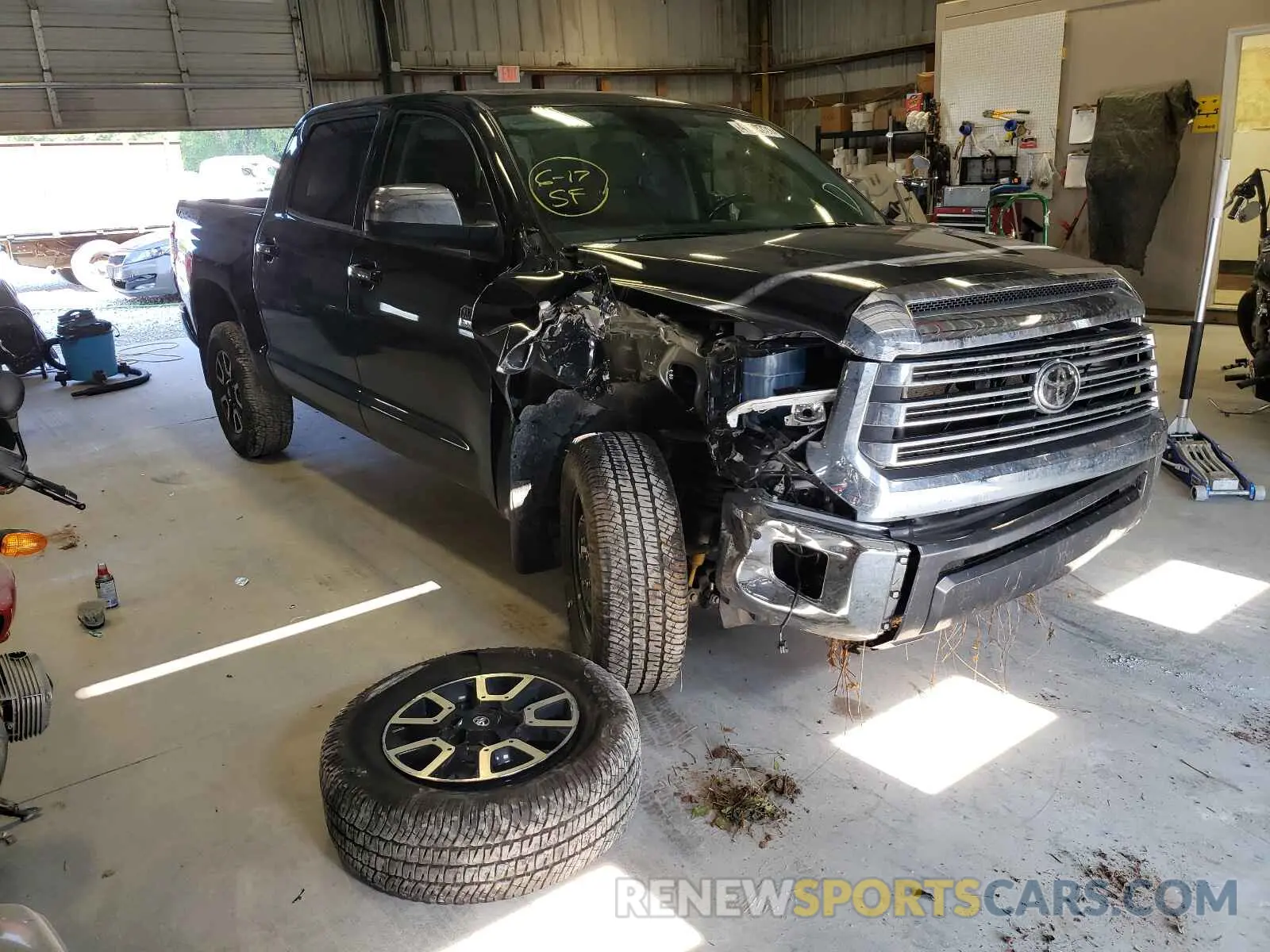 1 Photograph of a damaged car 5TFAY5F19MX992758 TOYOTA TUNDRA 2021