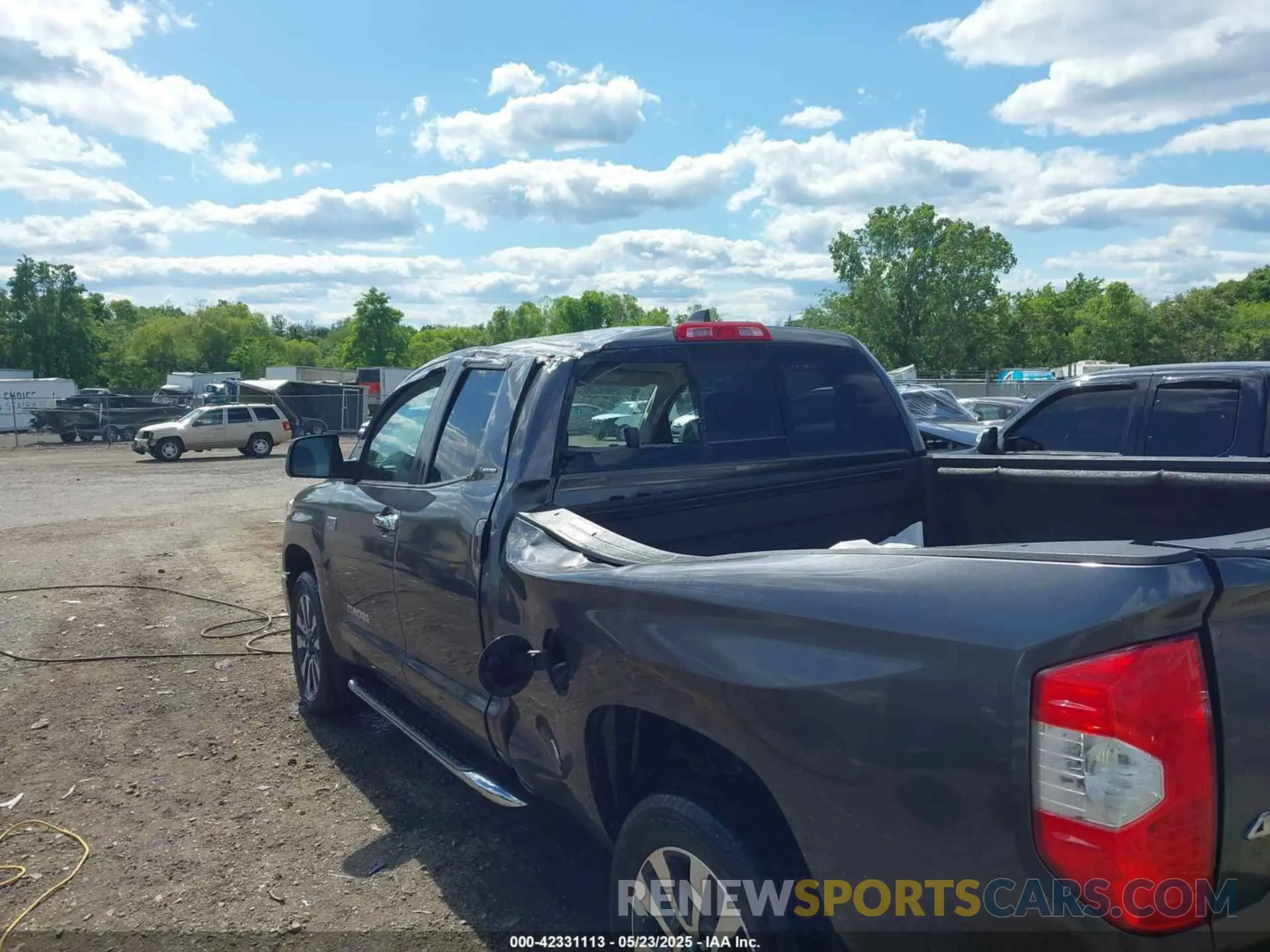 6 Photograph of a damaged car 5TFBY5F12MX959895 TOYOTA TUNDRA 2021