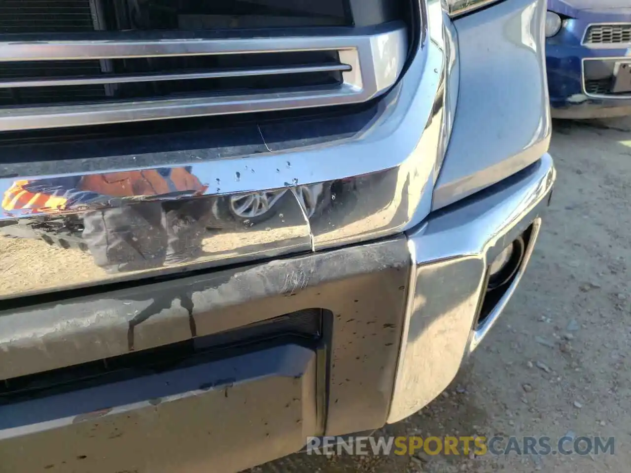 9 Photograph of a damaged car 5TFBY5F13MX004006 TOYOTA TUNDRA 2021