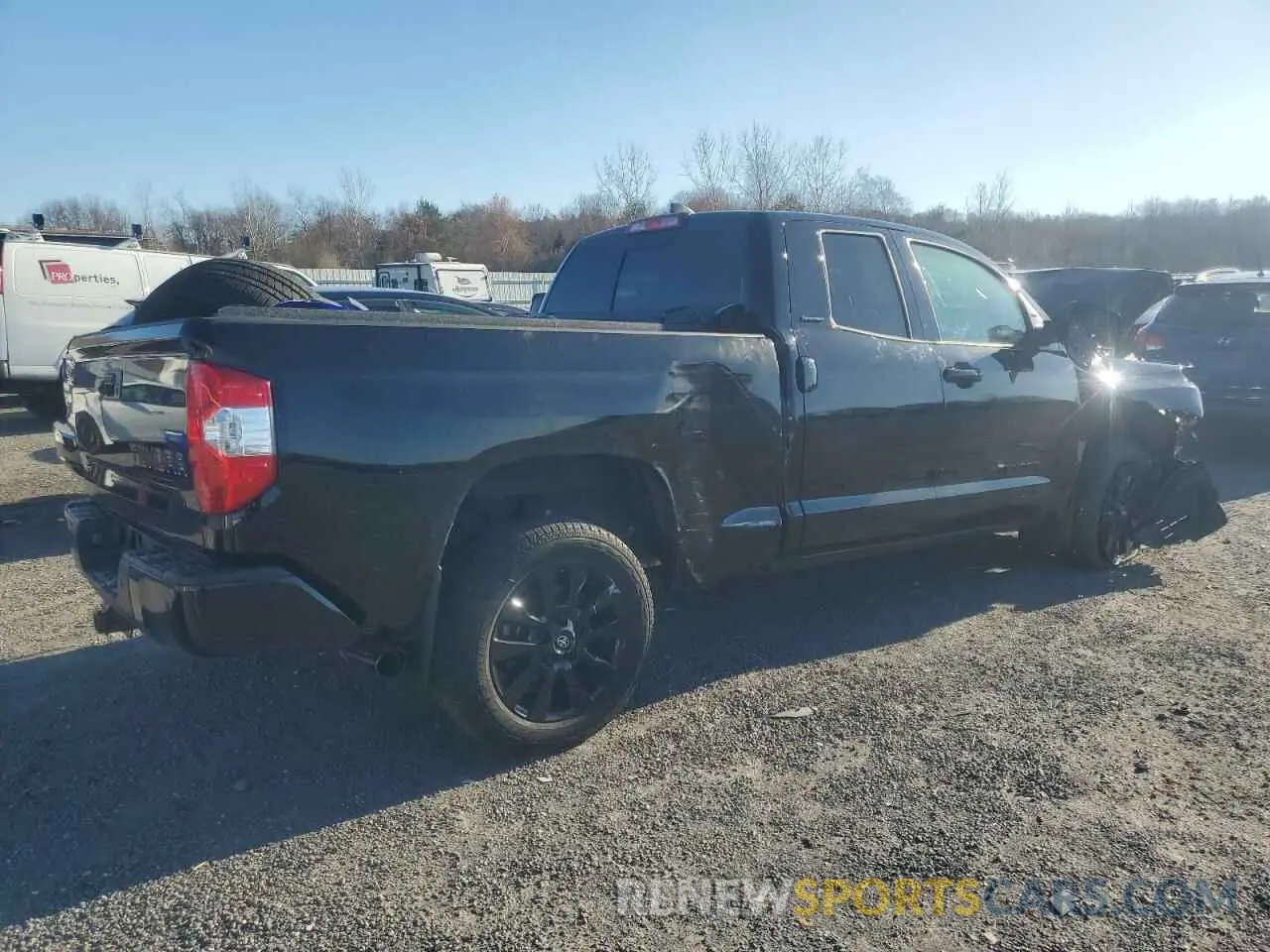 3 Photograph of a damaged car 5TFBY5F17MX986977 TOYOTA TUNDRA 2021