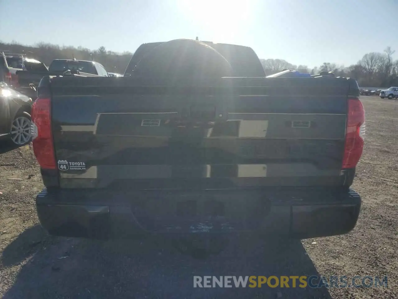6 Photograph of a damaged car 5TFBY5F17MX986977 TOYOTA TUNDRA 2021