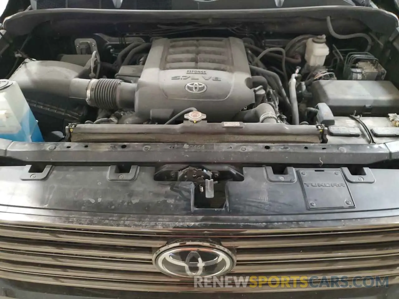 13 Photograph of a damaged car 5TFBY5F19MX987435 TOYOTA TUNDRA 2021