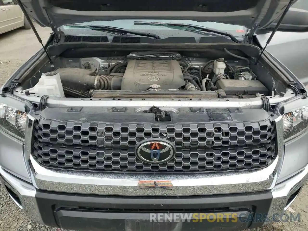 11 Photograph of a damaged car 5TFDY5F10MX028854 TOYOTA TUNDRA 2021