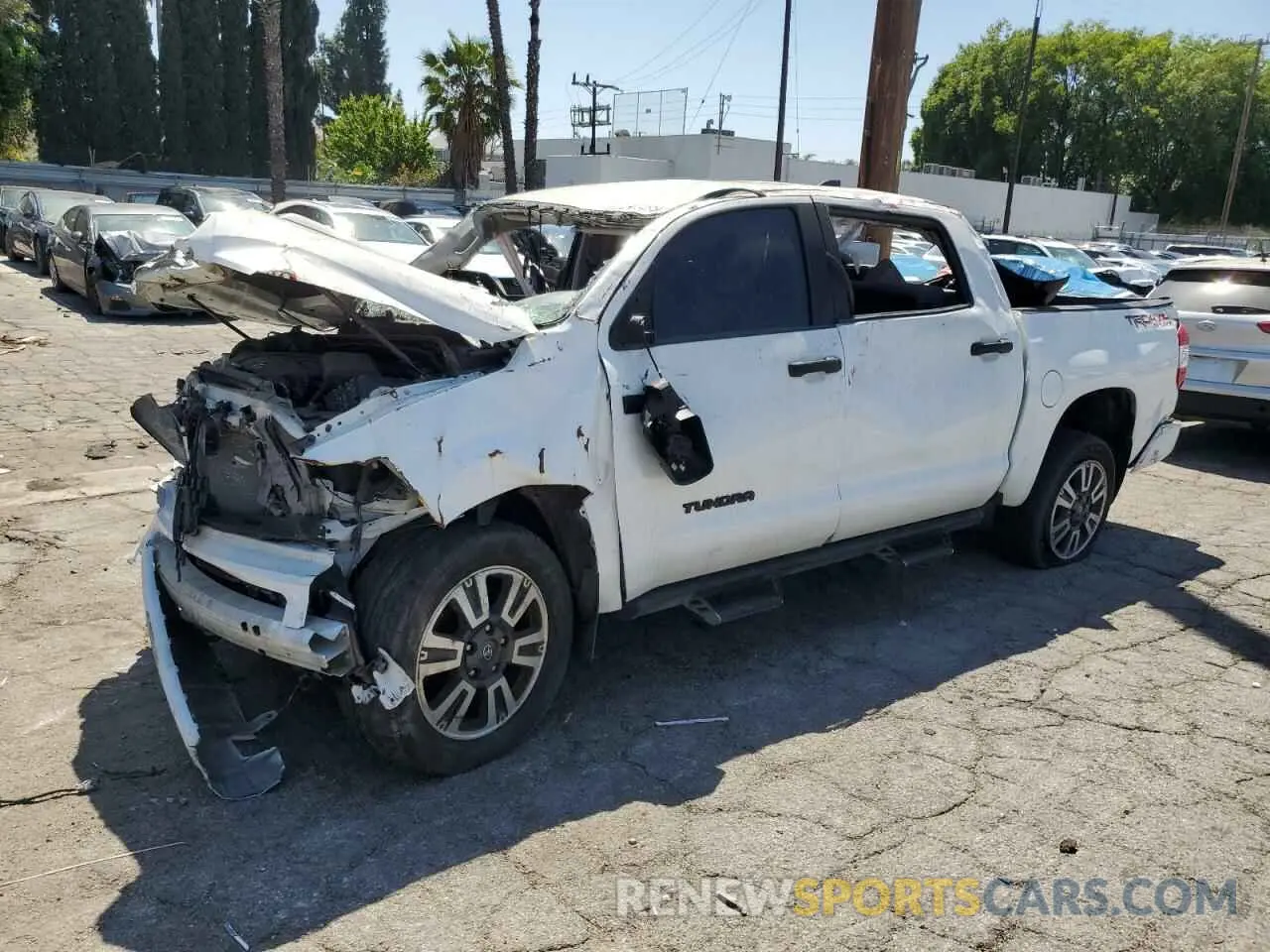 1 Photograph of a damaged car 5TFDY5F10MX039076 TOYOTA TUNDRA 2021