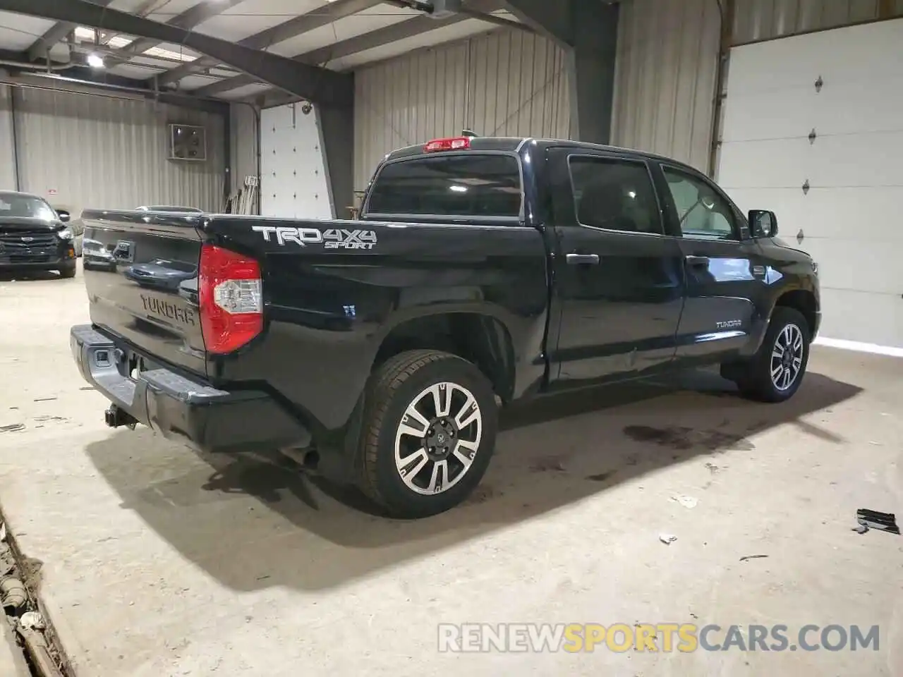 3 Photograph of a damaged car 5TFDY5F11MX008984 TOYOTA TUNDRA 2021