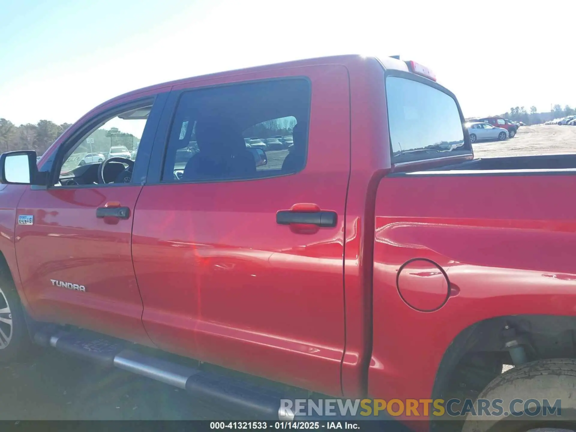 14 Photograph of a damaged car 5TFDY5F11MX010265 TOYOTA TUNDRA 2021
