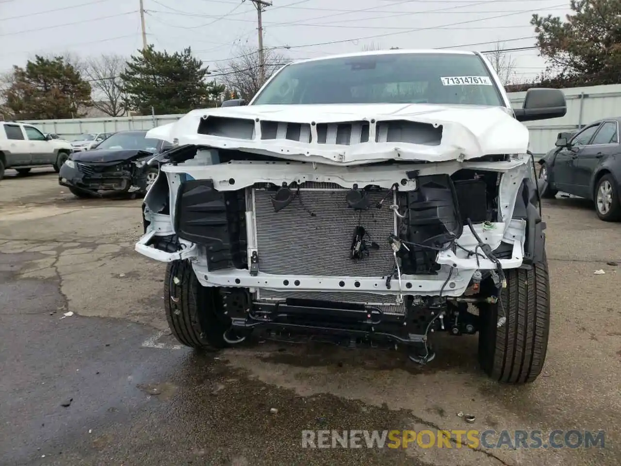 9 Photograph of a damaged car 5TFDY5F11MX046182 TOYOTA TUNDRA 2021