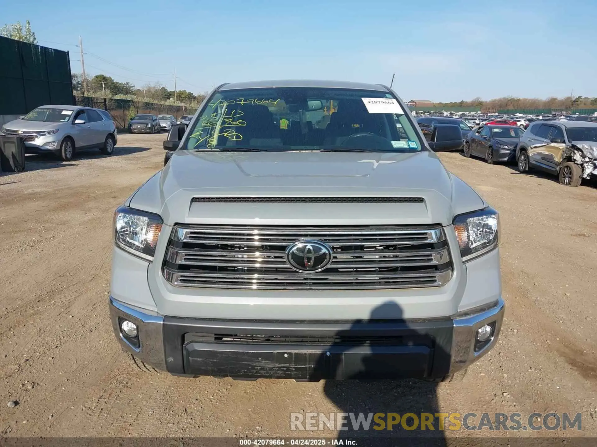 12 Photograph of a damaged car 5TFDY5F11MX046487 TOYOTA TUNDRA 2021