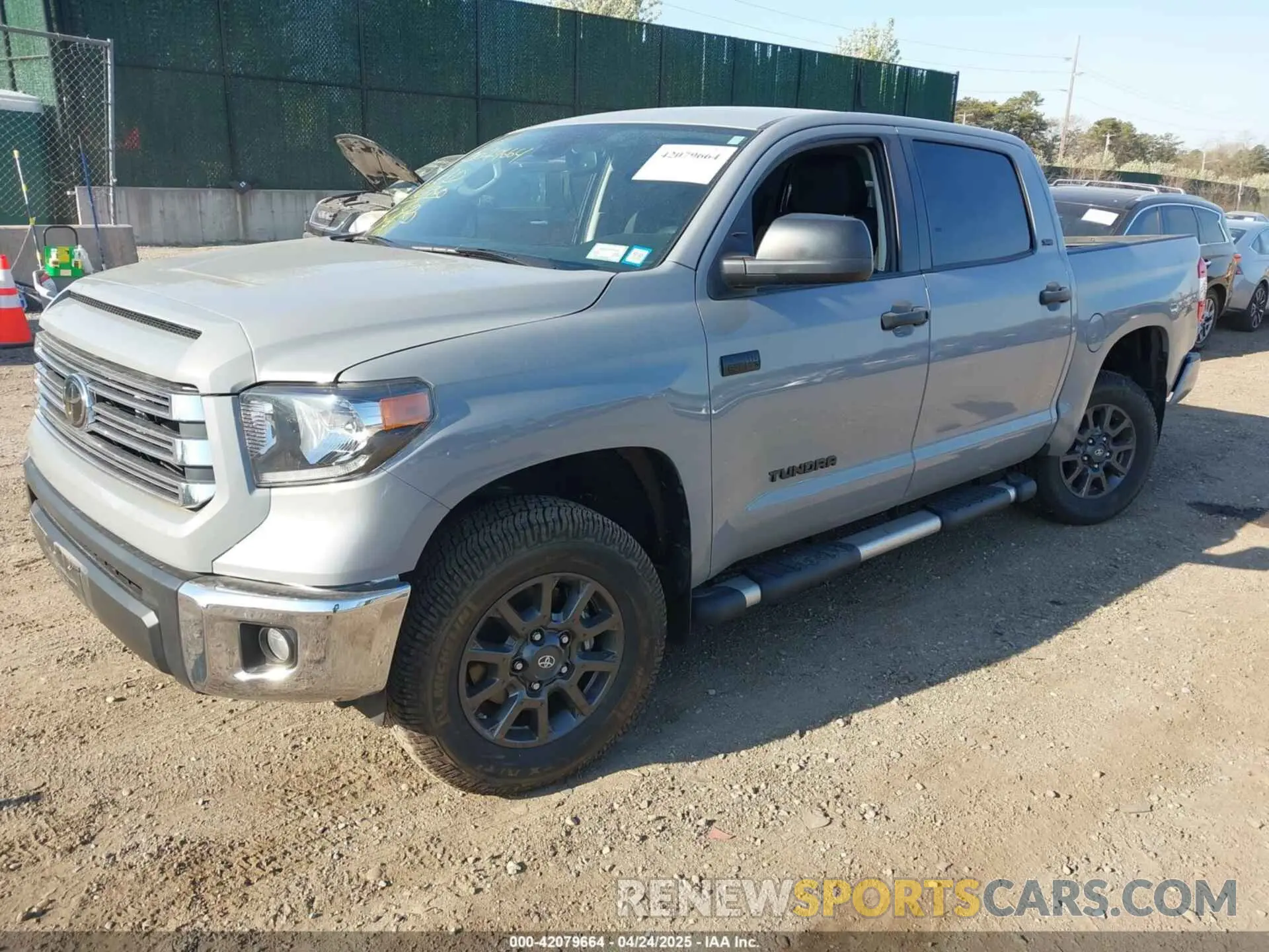 2 Photograph of a damaged car 5TFDY5F11MX046487 TOYOTA TUNDRA 2021