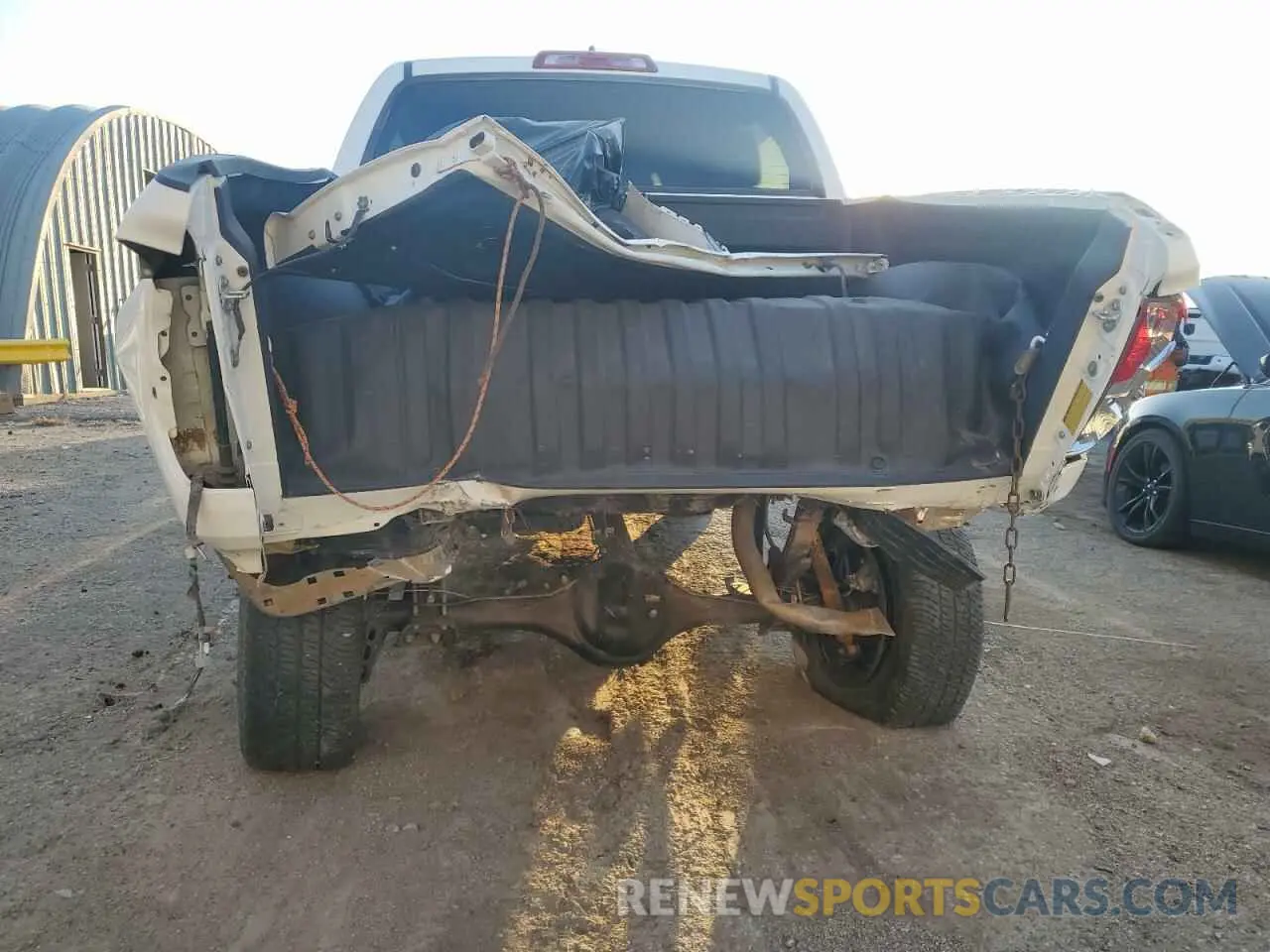 6 Photograph of a damaged car 5TFDY5F12MX046594 TOYOTA TUNDRA 2021