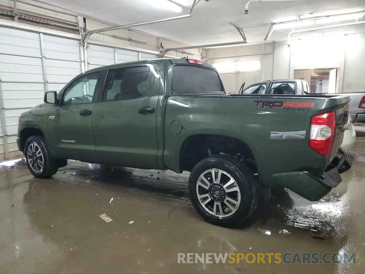 2 Photograph of a damaged car 5TFDY5F12MX960702 TOYOTA TUNDRA 2021