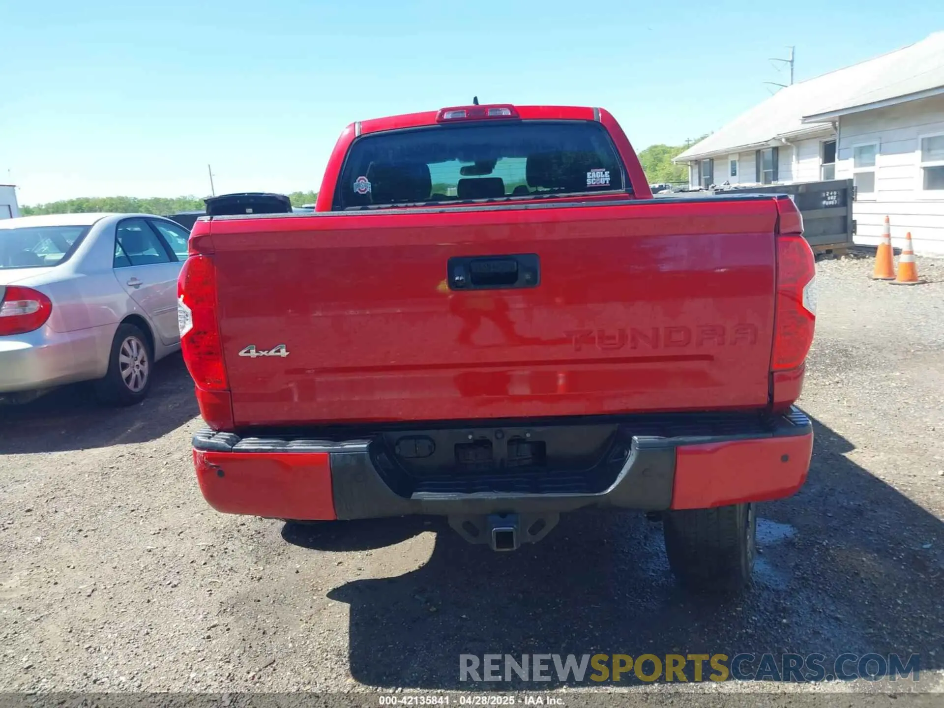 16 Photograph of a damaged car 5TFDY5F12MX977368 TOYOTA TUNDRA 2021
