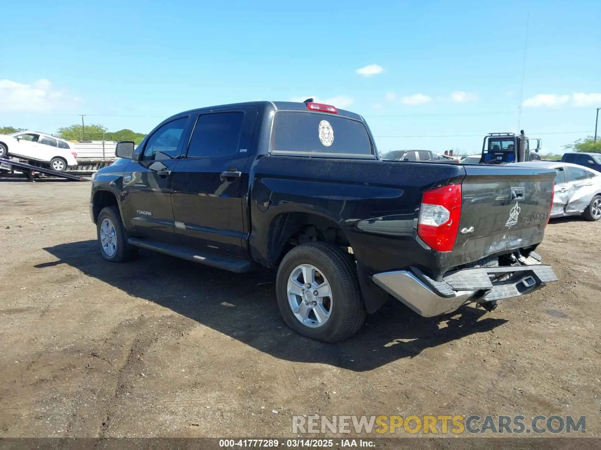 3 Photograph of a damaged car 5TFDY5F13MX002281 TOYOTA TUNDRA 2021