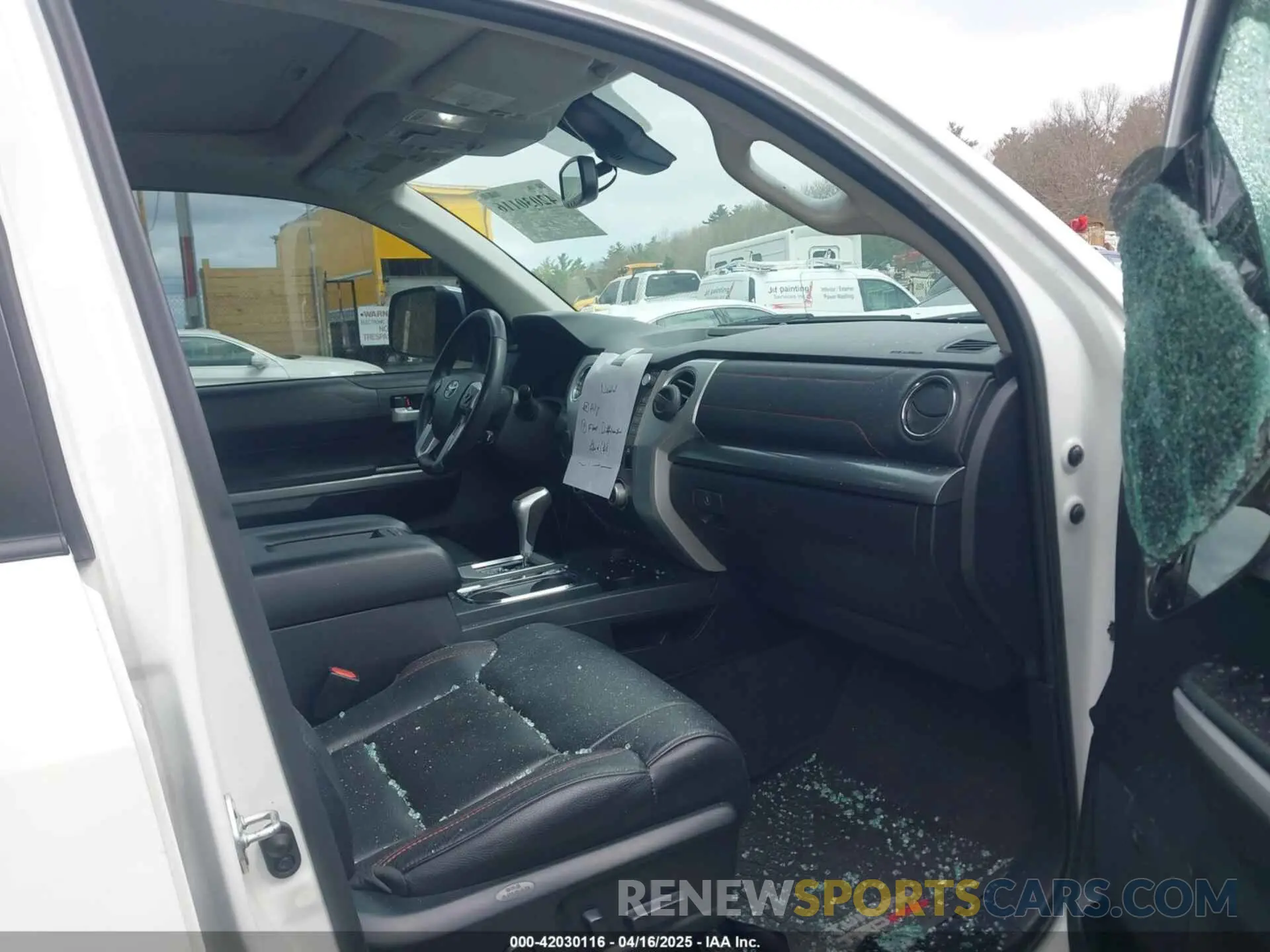 5 Photograph of a damaged car 5TFDY5F13MX029741 TOYOTA TUNDRA 2021