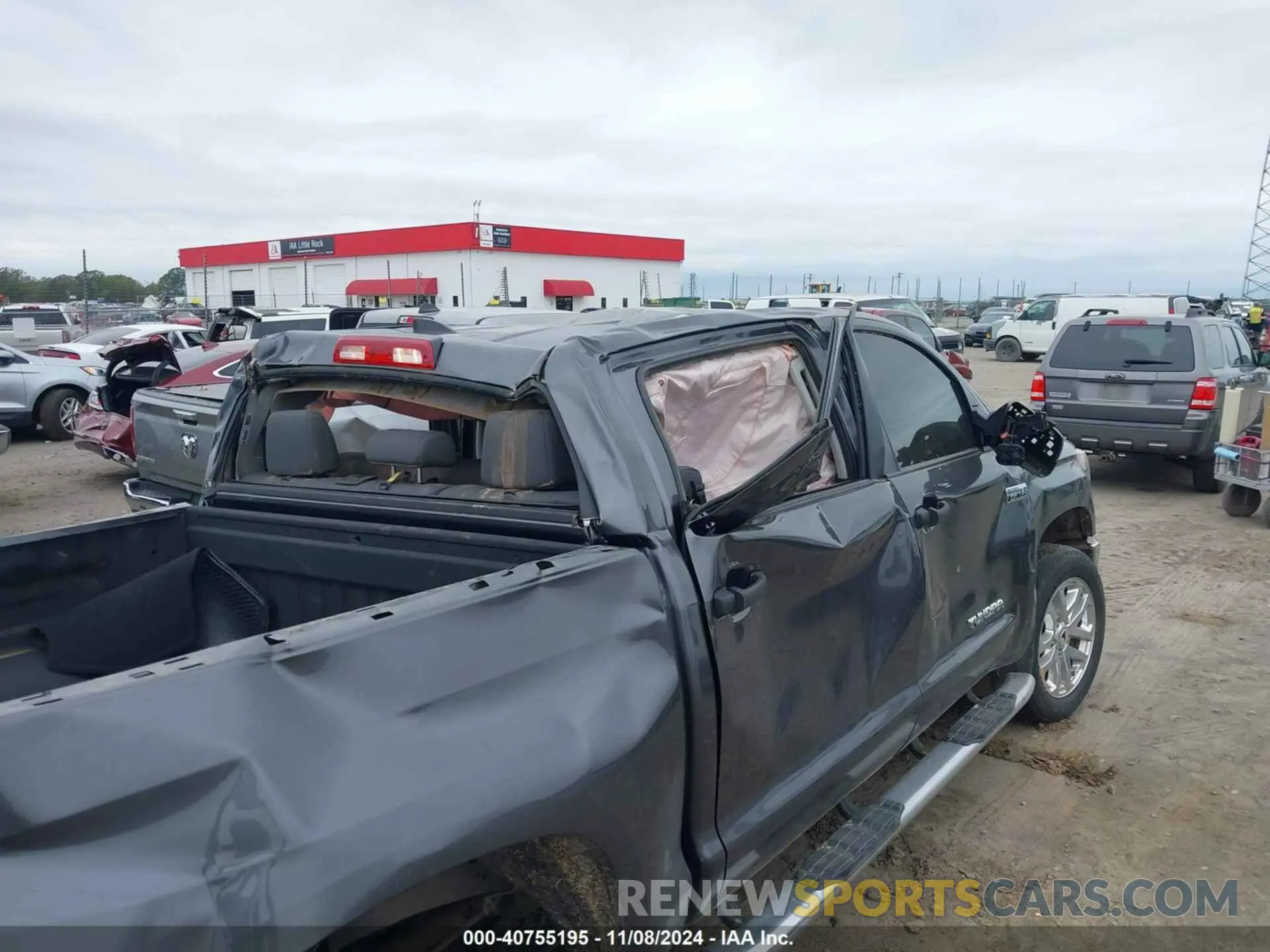 11 Photograph of a damaged car 5TFDY5F13MX982997 TOYOTA TUNDRA 2021