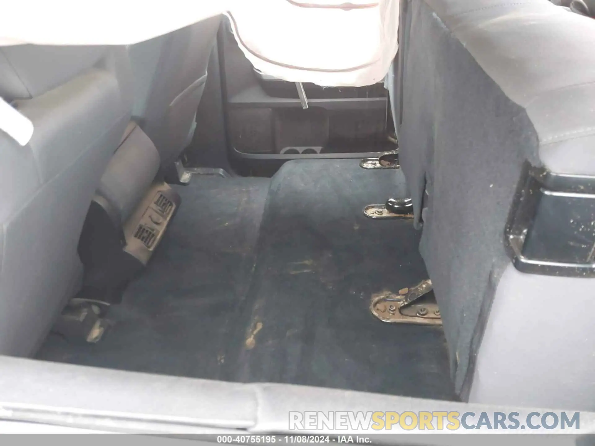 8 Photograph of a damaged car 5TFDY5F13MX982997 TOYOTA TUNDRA 2021
