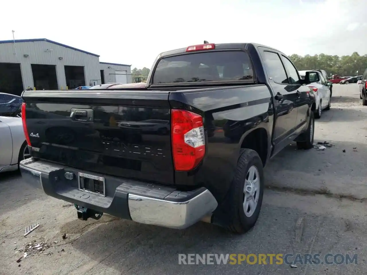 4 Photograph of a damaged car 5TFDY5F13MX986967 TOYOTA TUNDRA 2021