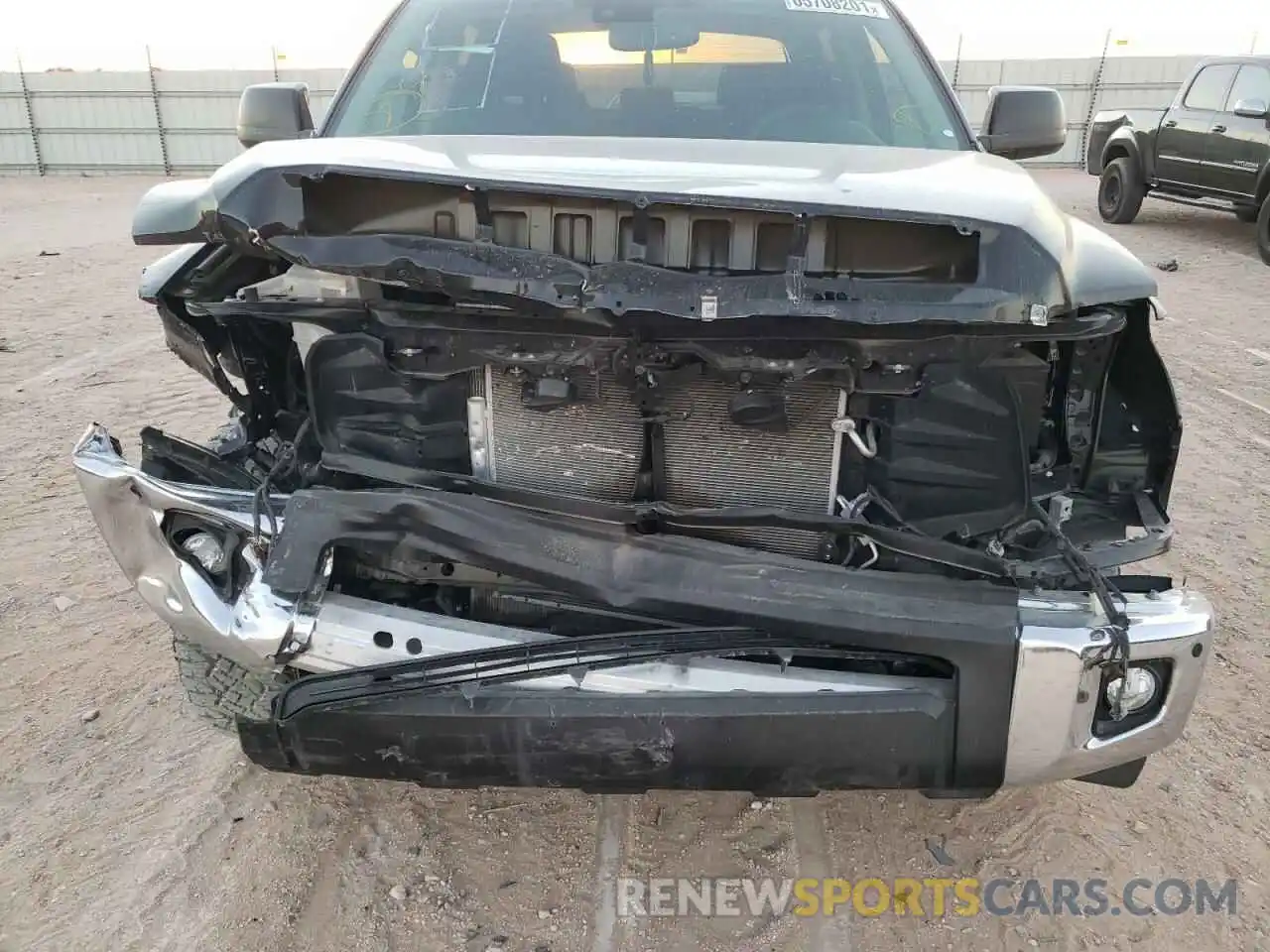 9 Photograph of a damaged car 5TFDY5F13MX990324 TOYOTA TUNDRA 2021