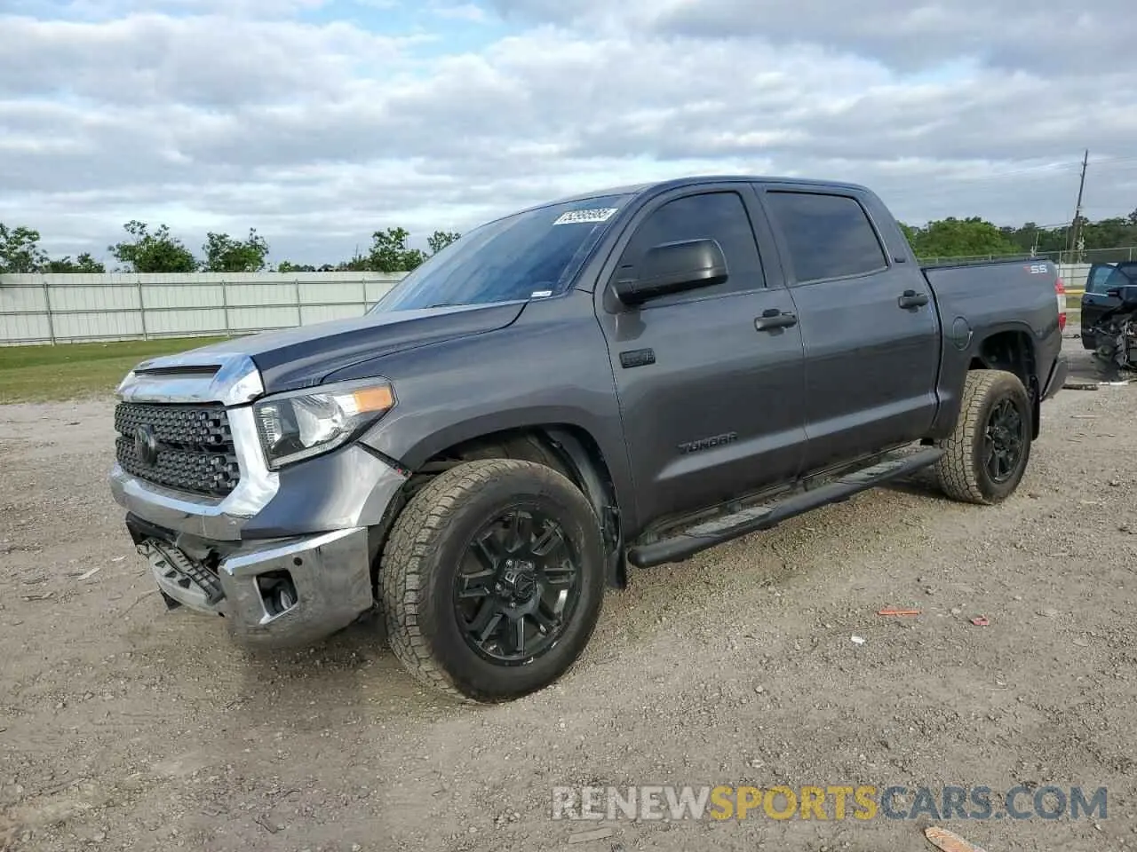 1 Photograph of a damaged car 5TFDY5F13MX993725 TOYOTA TUNDRA 2021