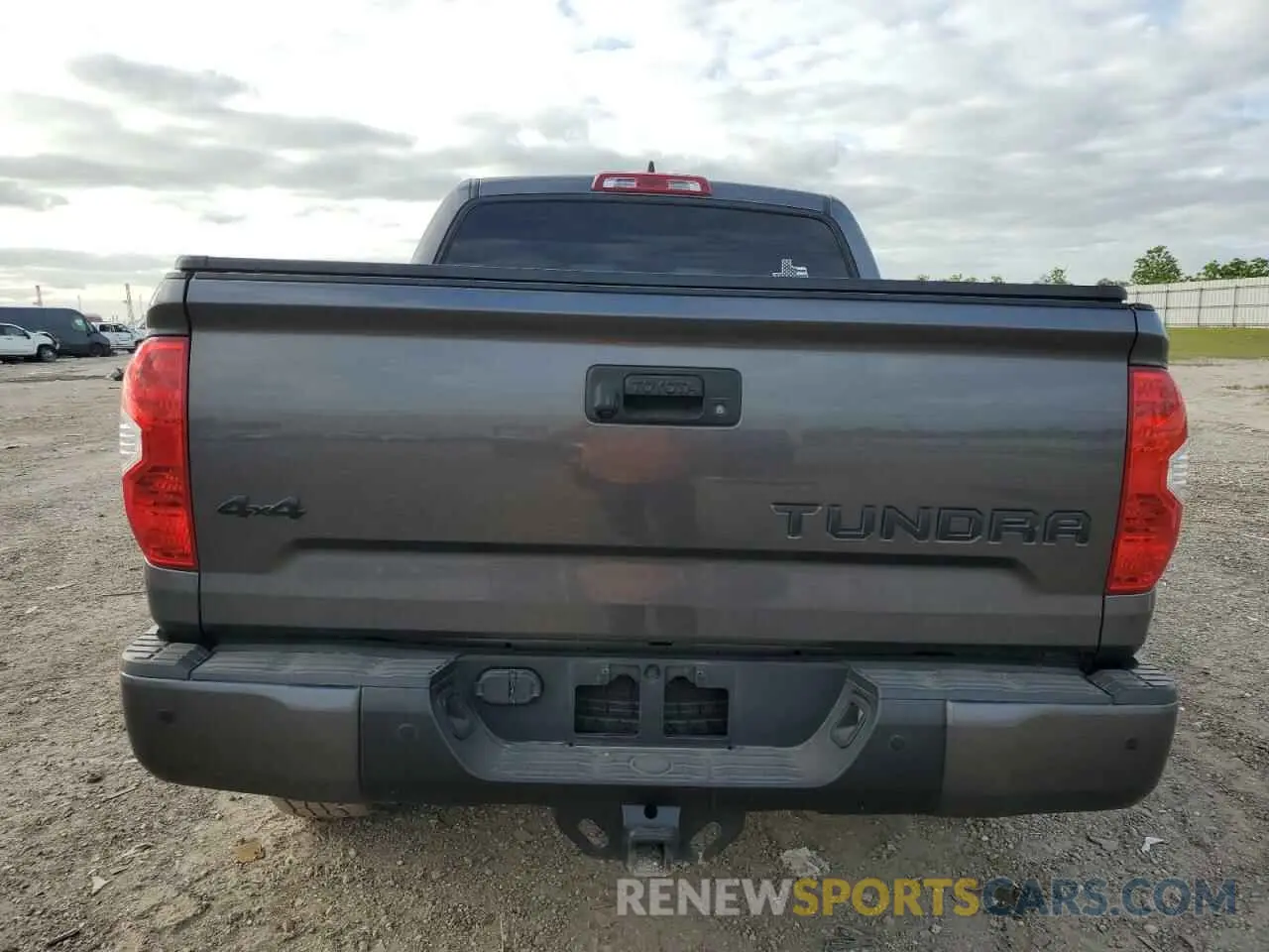 6 Photograph of a damaged car 5TFDY5F13MX993725 TOYOTA TUNDRA 2021