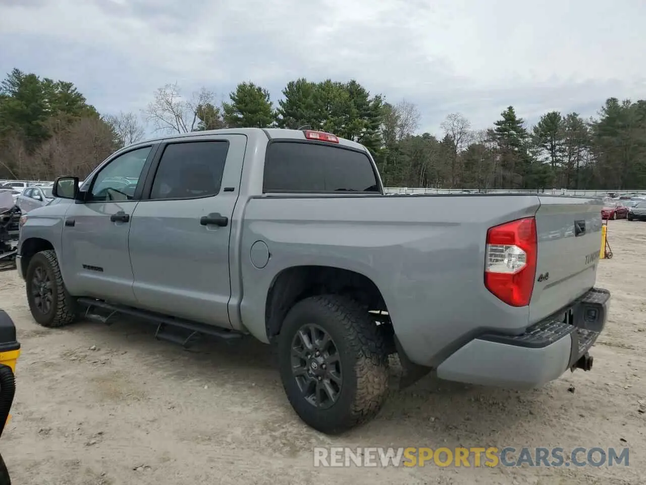 2 Photograph of a damaged car 5TFDY5F14MX964847 TOYOTA TUNDRA 2021