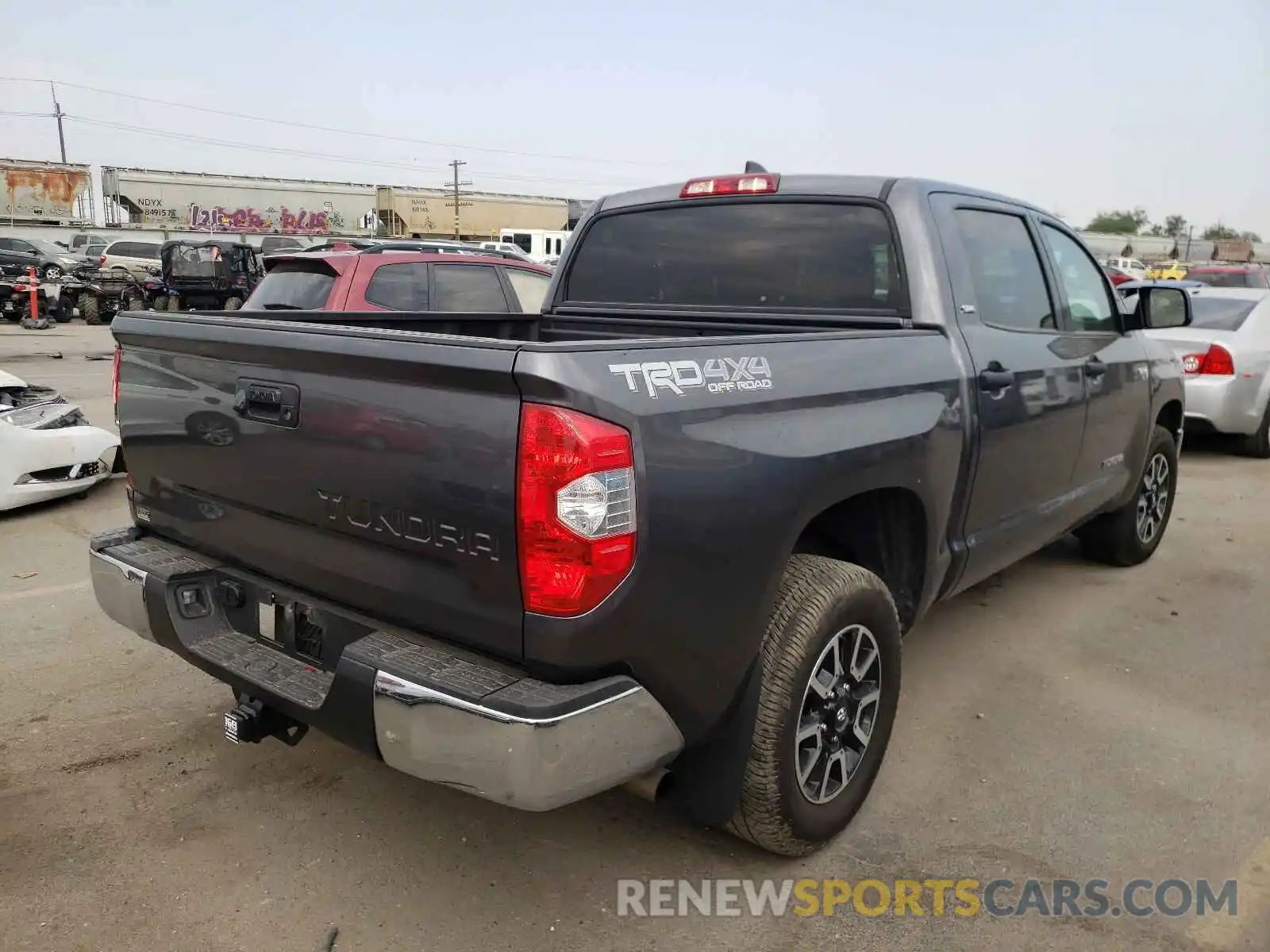 4 Photograph of a damaged car 5TFDY5F14MX976853 TOYOTA TUNDRA 2021