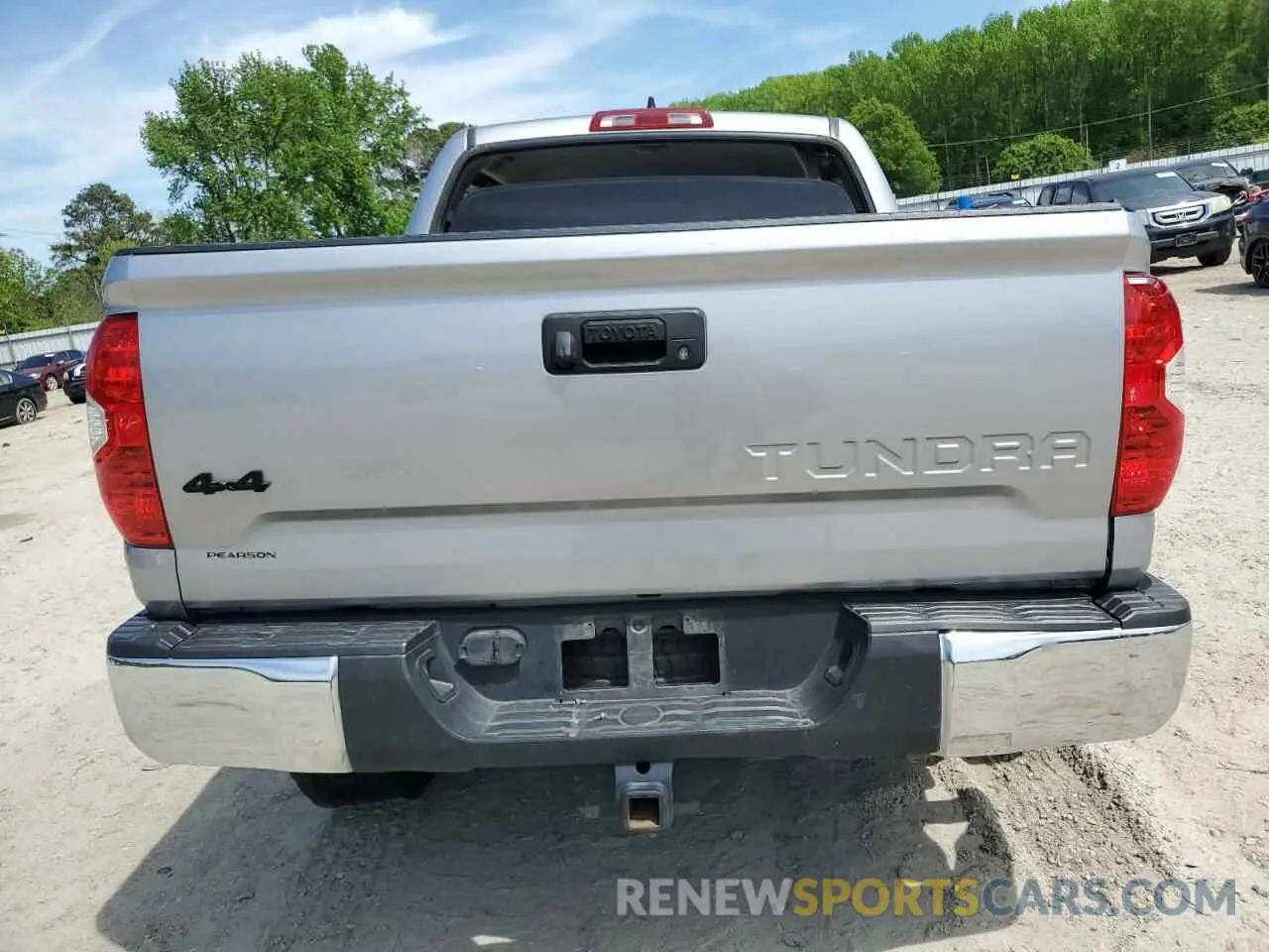 6 Photograph of a damaged car 5TFDY5F15MX972052 TOYOTA TUNDRA 2021