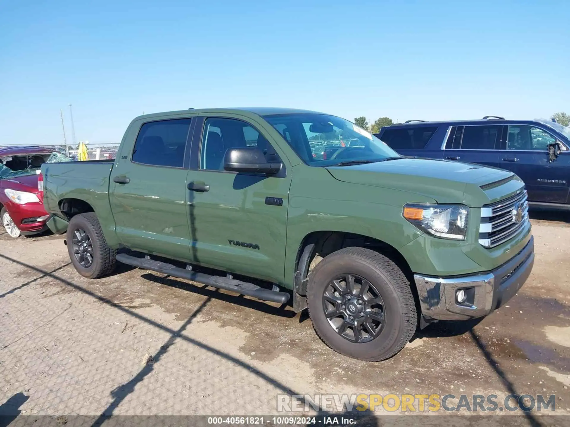 13 Photograph of a damaged car 5TFDY5F15MX989207 TOYOTA TUNDRA 2021