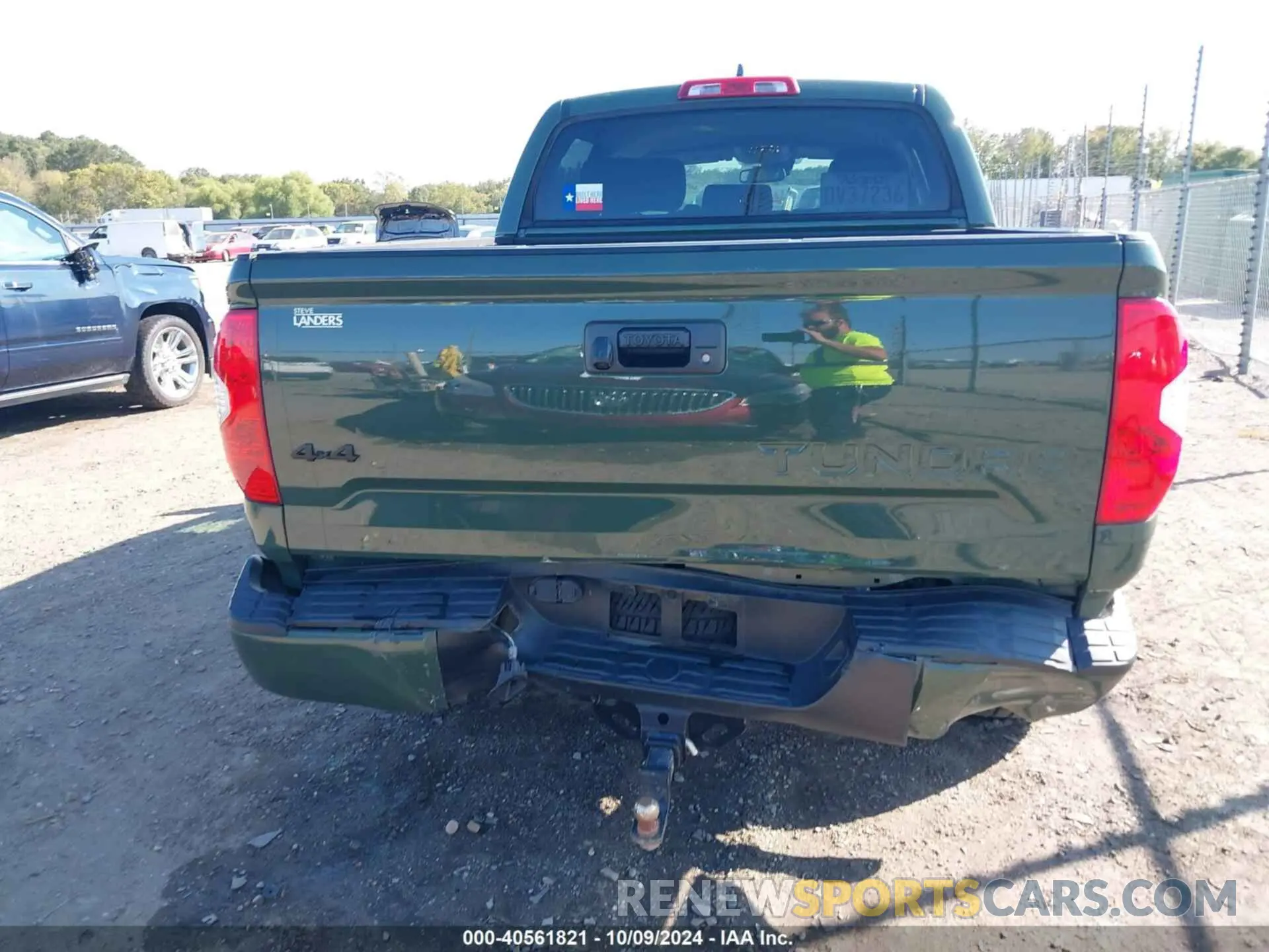 16 Photograph of a damaged car 5TFDY5F15MX989207 TOYOTA TUNDRA 2021