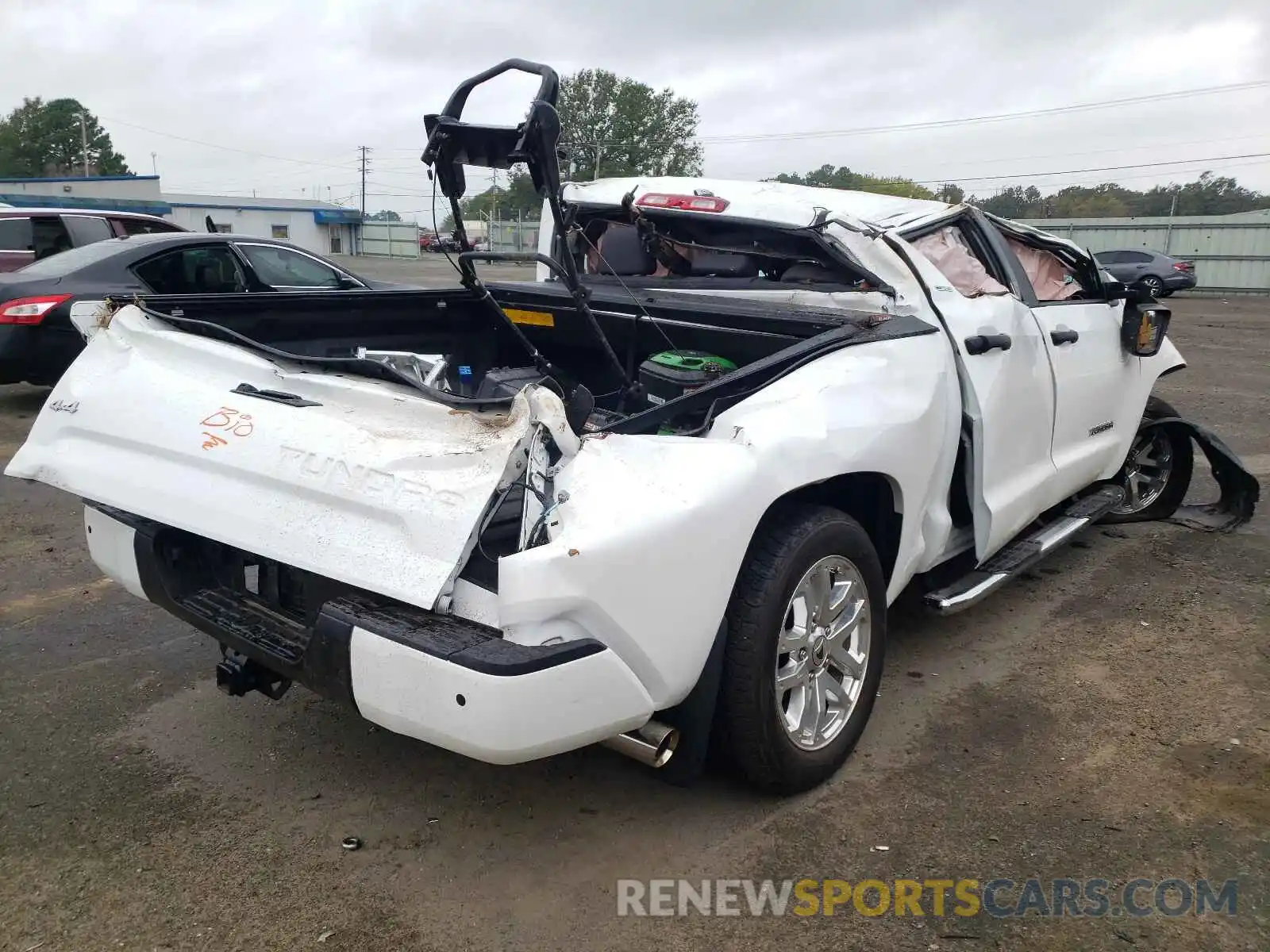 4 Photograph of a damaged car 5TFDY5F15MX991698 TOYOTA TUNDRA 2021