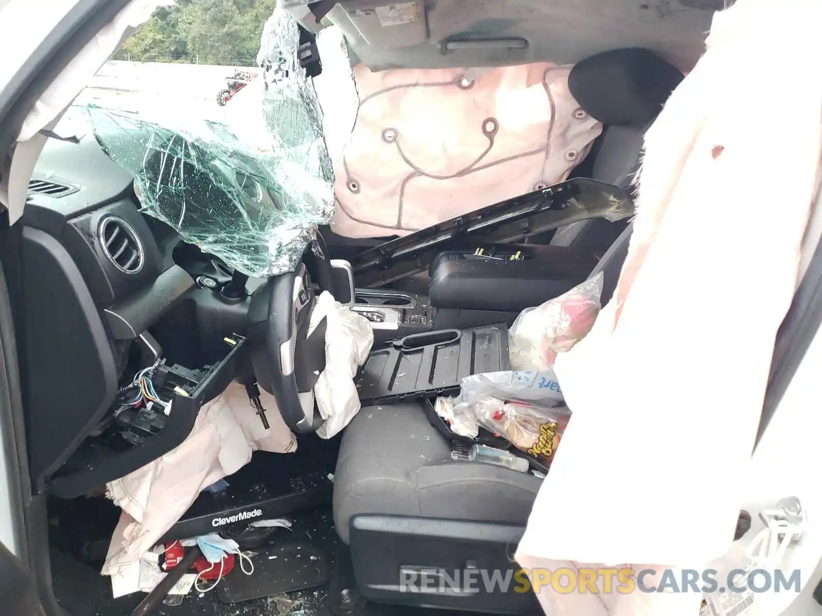 5 Photograph of a damaged car 5TFDY5F15MX991698 TOYOTA TUNDRA 2021