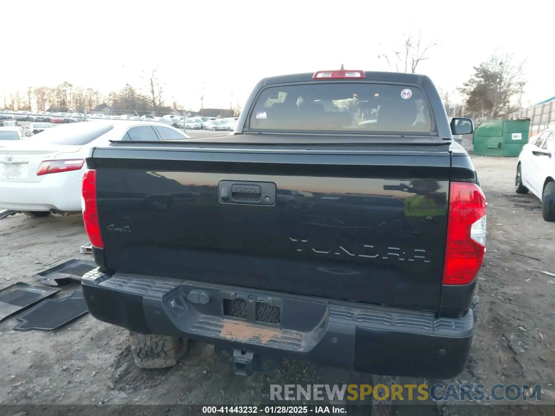 16 Photograph of a damaged car 5TFDY5F15MX996206 TOYOTA TUNDRA 2021