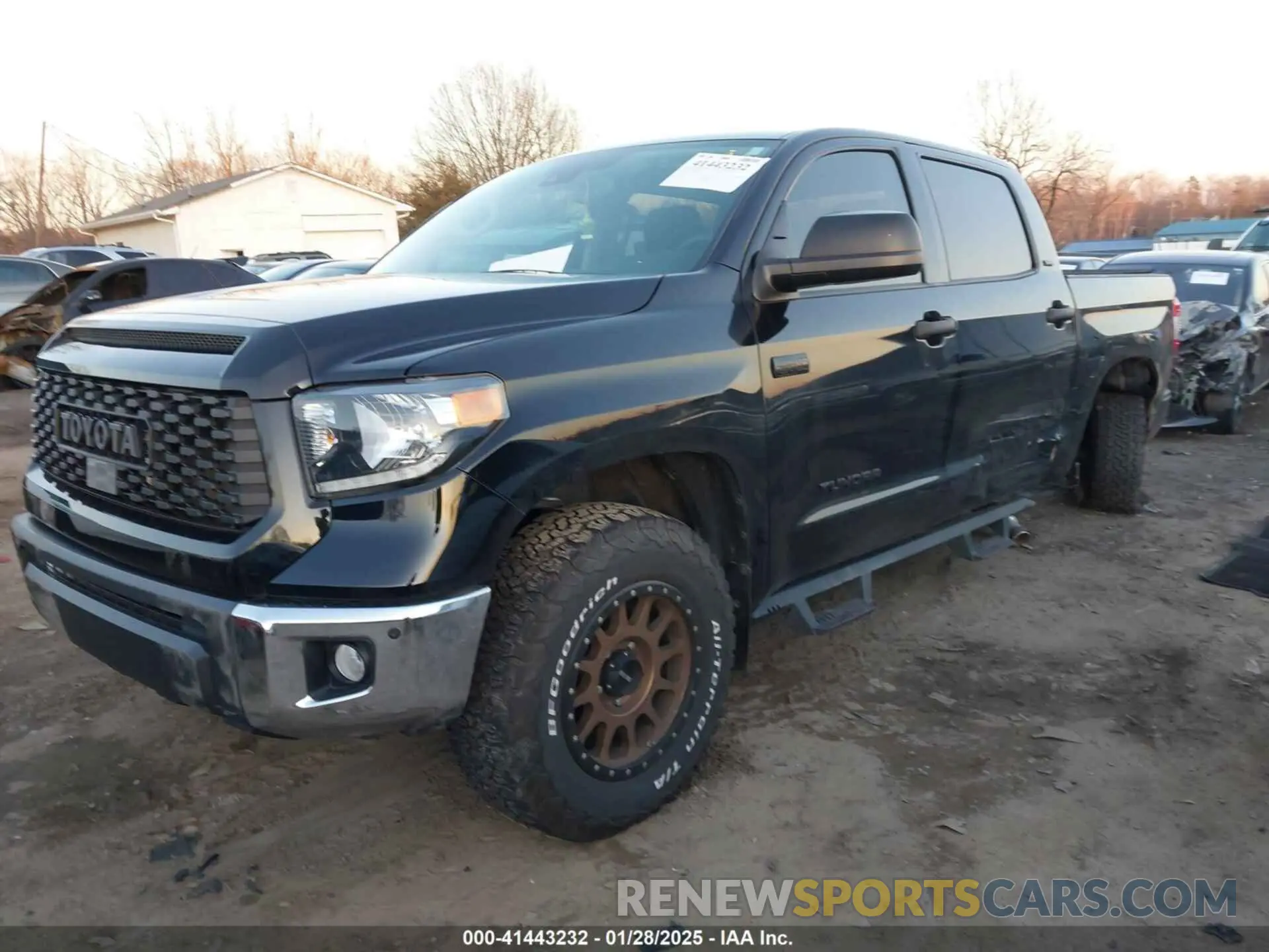 2 Photograph of a damaged car 5TFDY5F15MX996206 TOYOTA TUNDRA 2021