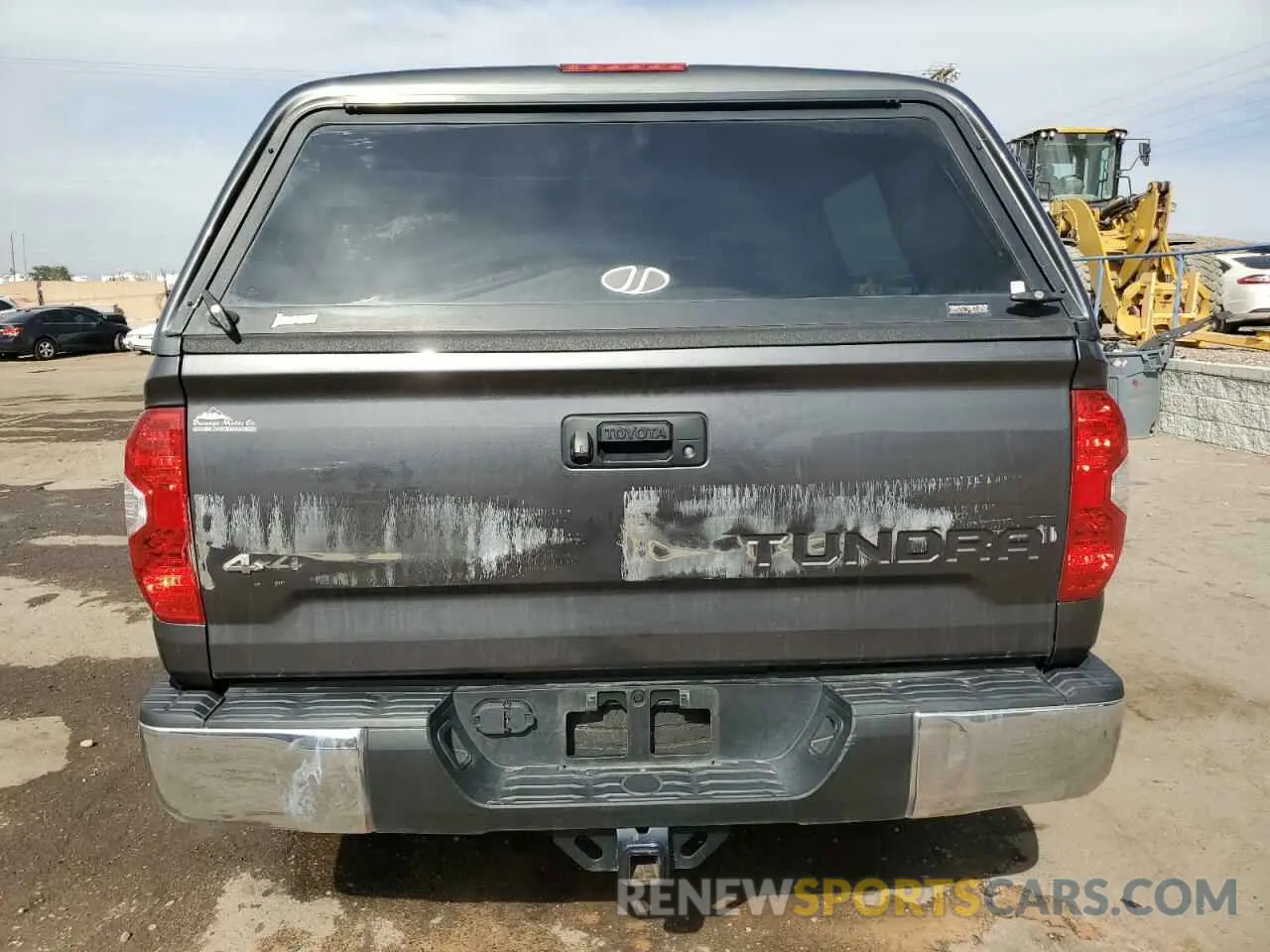 6 Photograph of a damaged car 5TFDY5F15MX996304 TOYOTA TUNDRA 2021