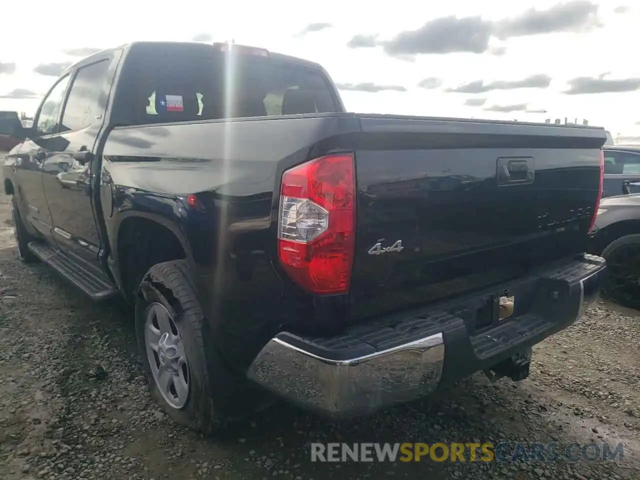 3 Photograph of a damaged car 5TFDY5F16MX017163 TOYOTA TUNDRA 2021