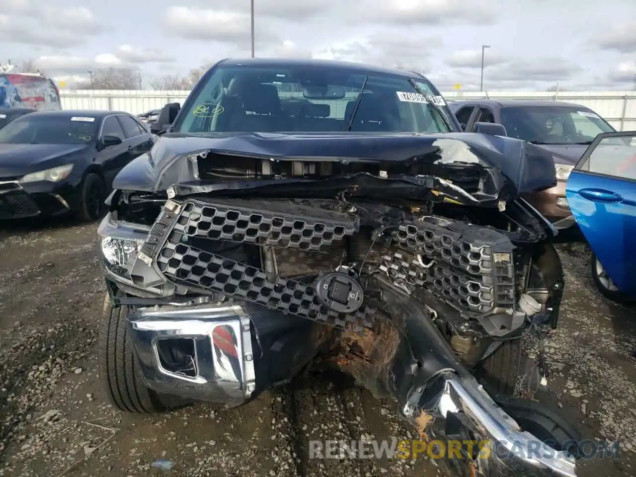 9 Photograph of a damaged car 5TFDY5F16MX017163 TOYOTA TUNDRA 2021