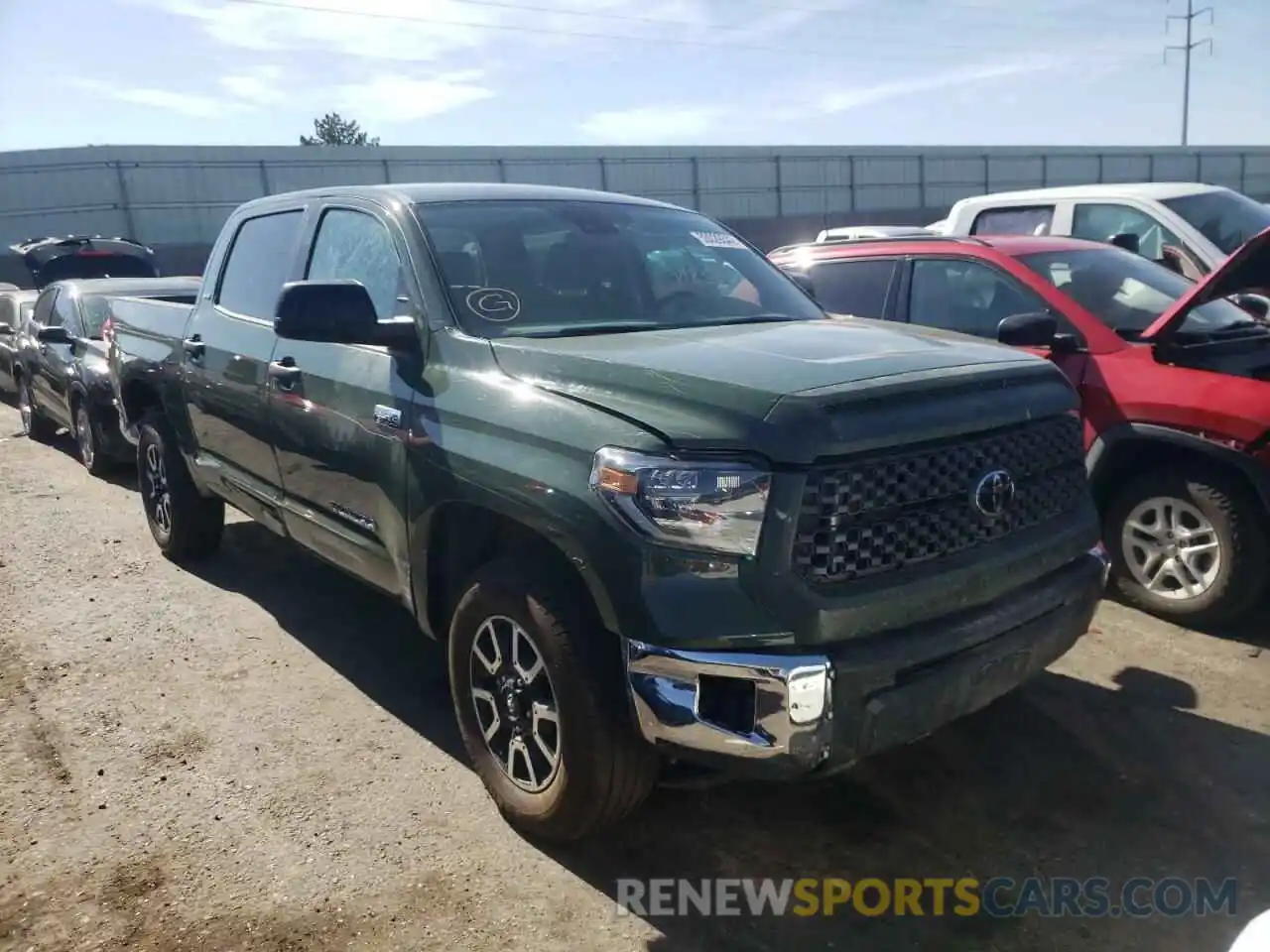 1 Photograph of a damaged car 5TFDY5F16MX033928 TOYOTA TUNDRA 2021