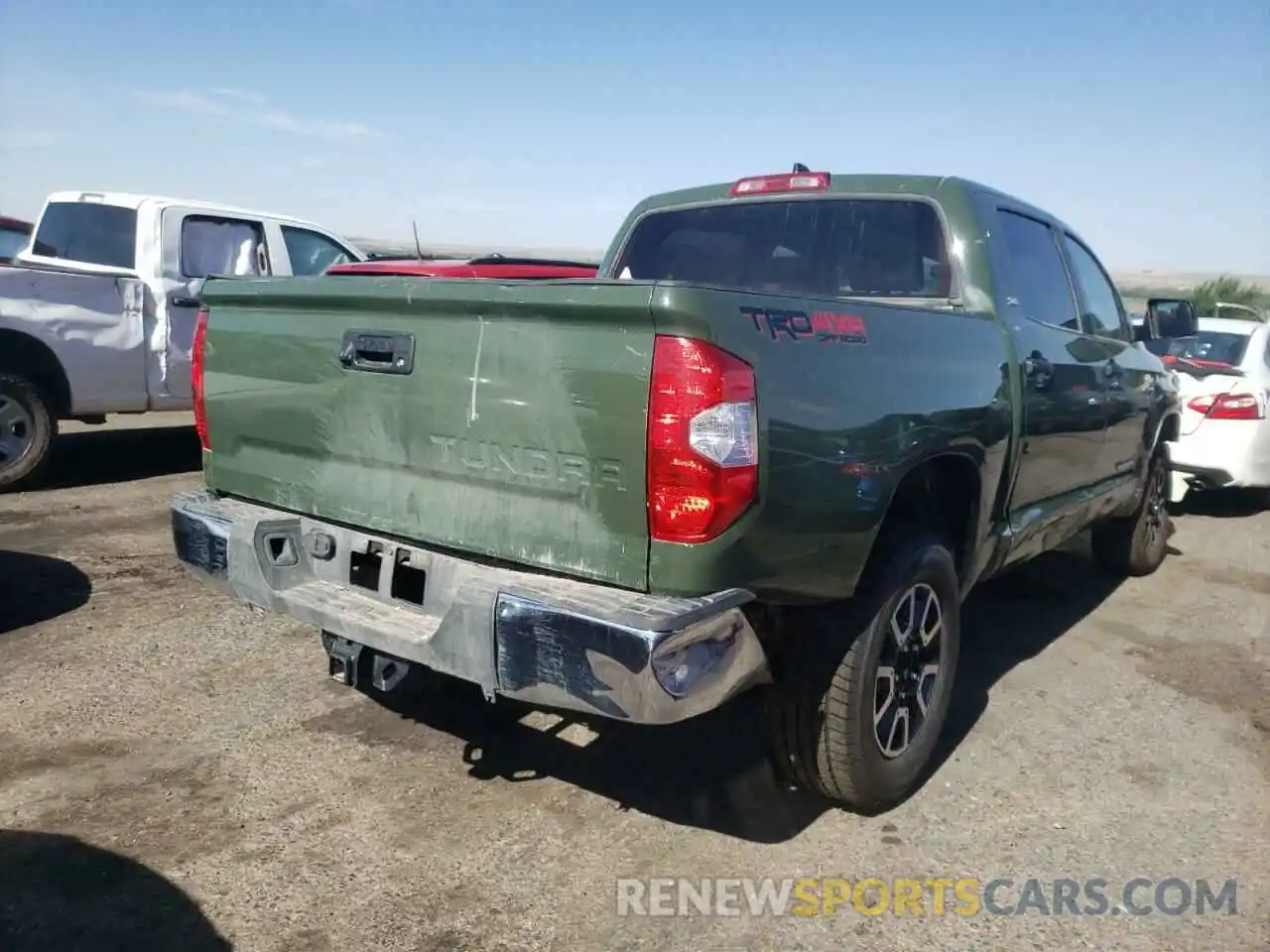 4 Photograph of a damaged car 5TFDY5F16MX033928 TOYOTA TUNDRA 2021