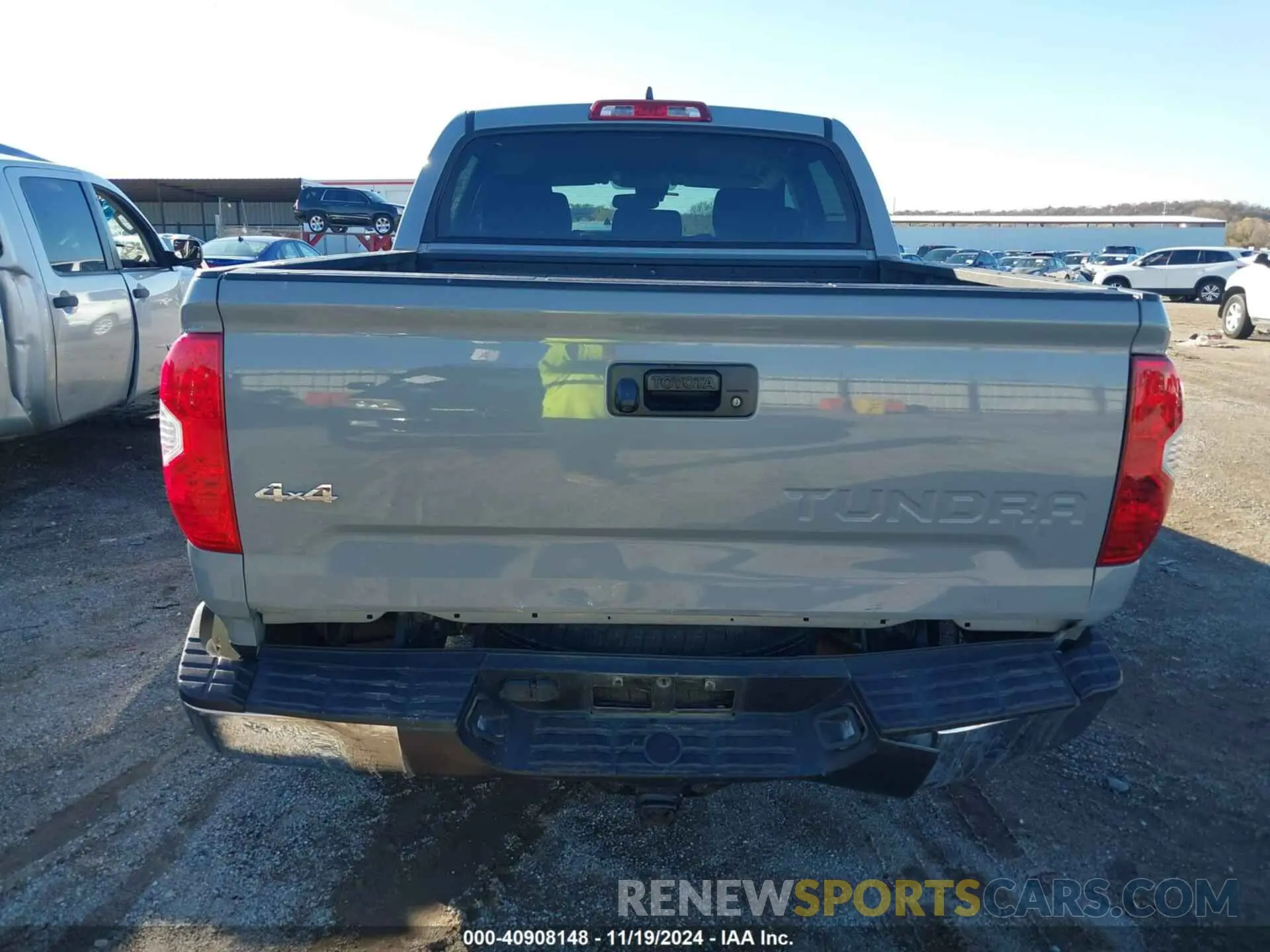 16 Photograph of a damaged car 5TFDY5F16MX975431 TOYOTA TUNDRA 2021