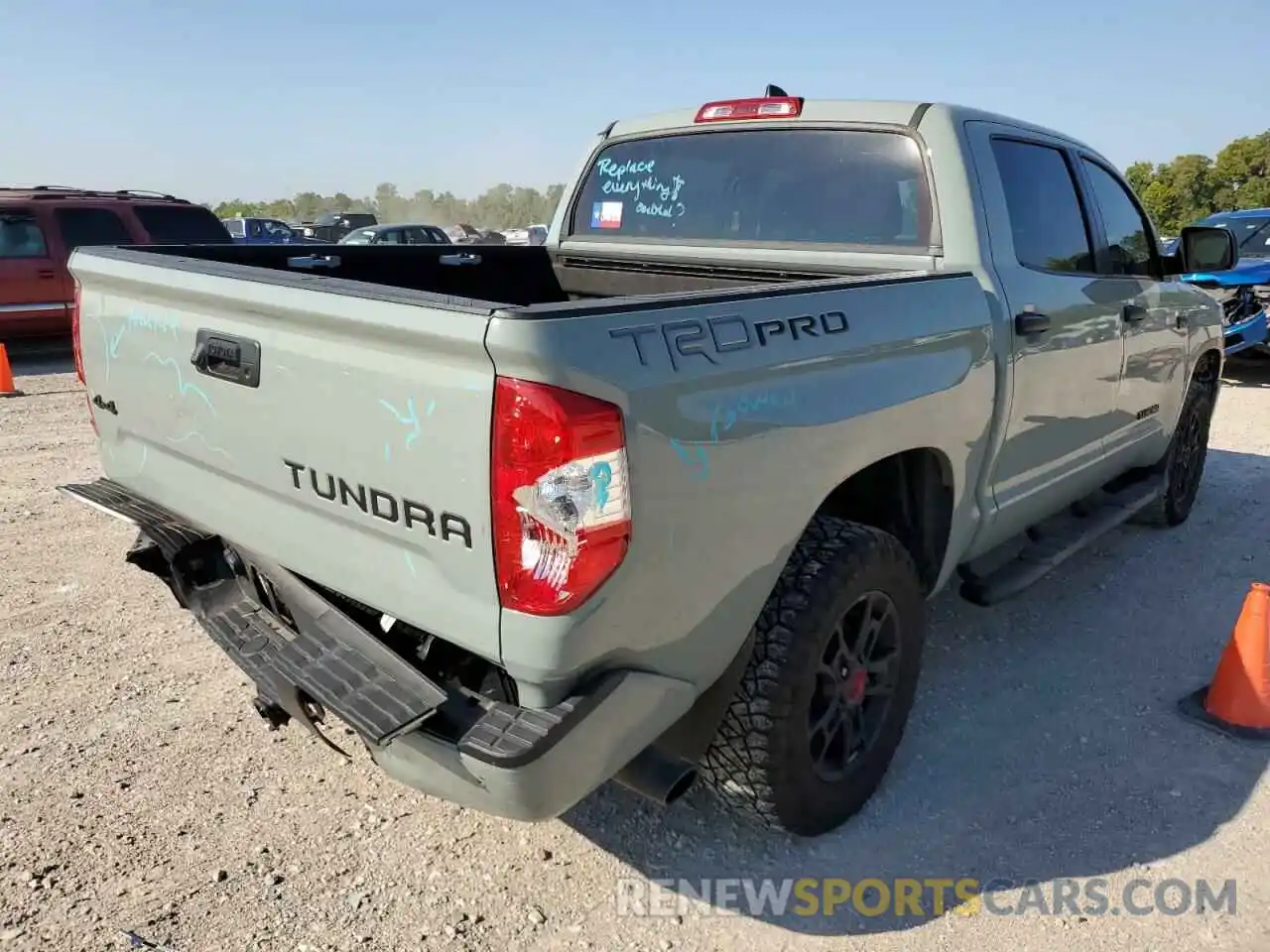 4 Photograph of a damaged car 5TFDY5F17MX005460 TOYOTA TUNDRA 2021