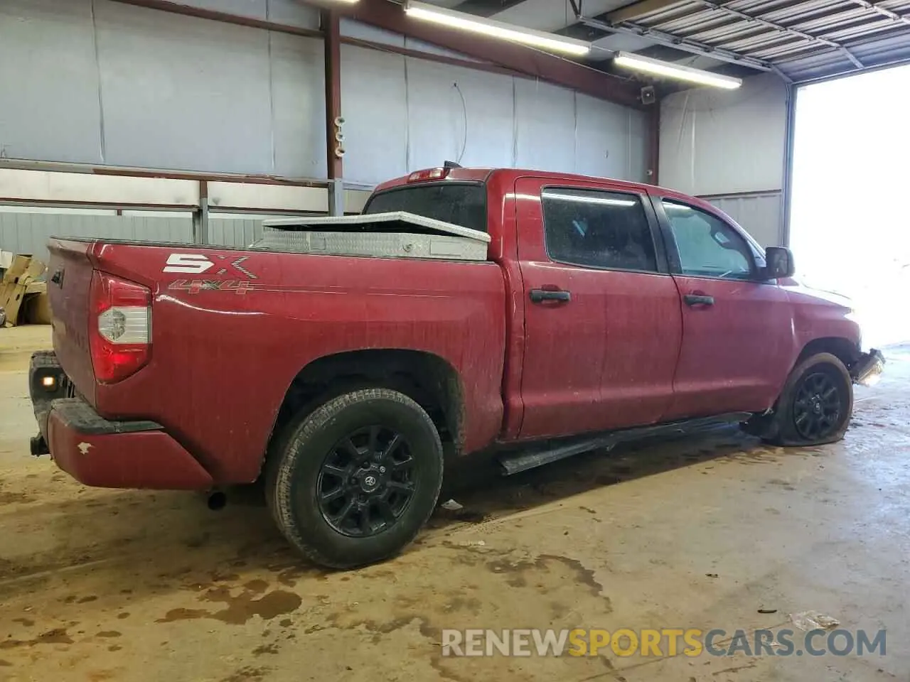 3 Photograph of a damaged car 5TFDY5F17MX006401 TOYOTA TUNDRA 2021