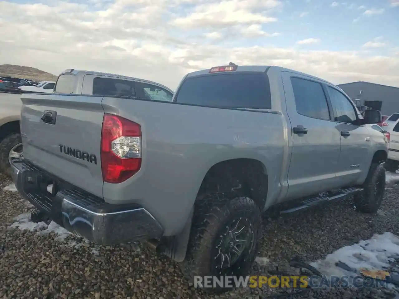 3 Photograph of a damaged car 5TFDY5F17MX045571 TOYOTA TUNDRA 2021